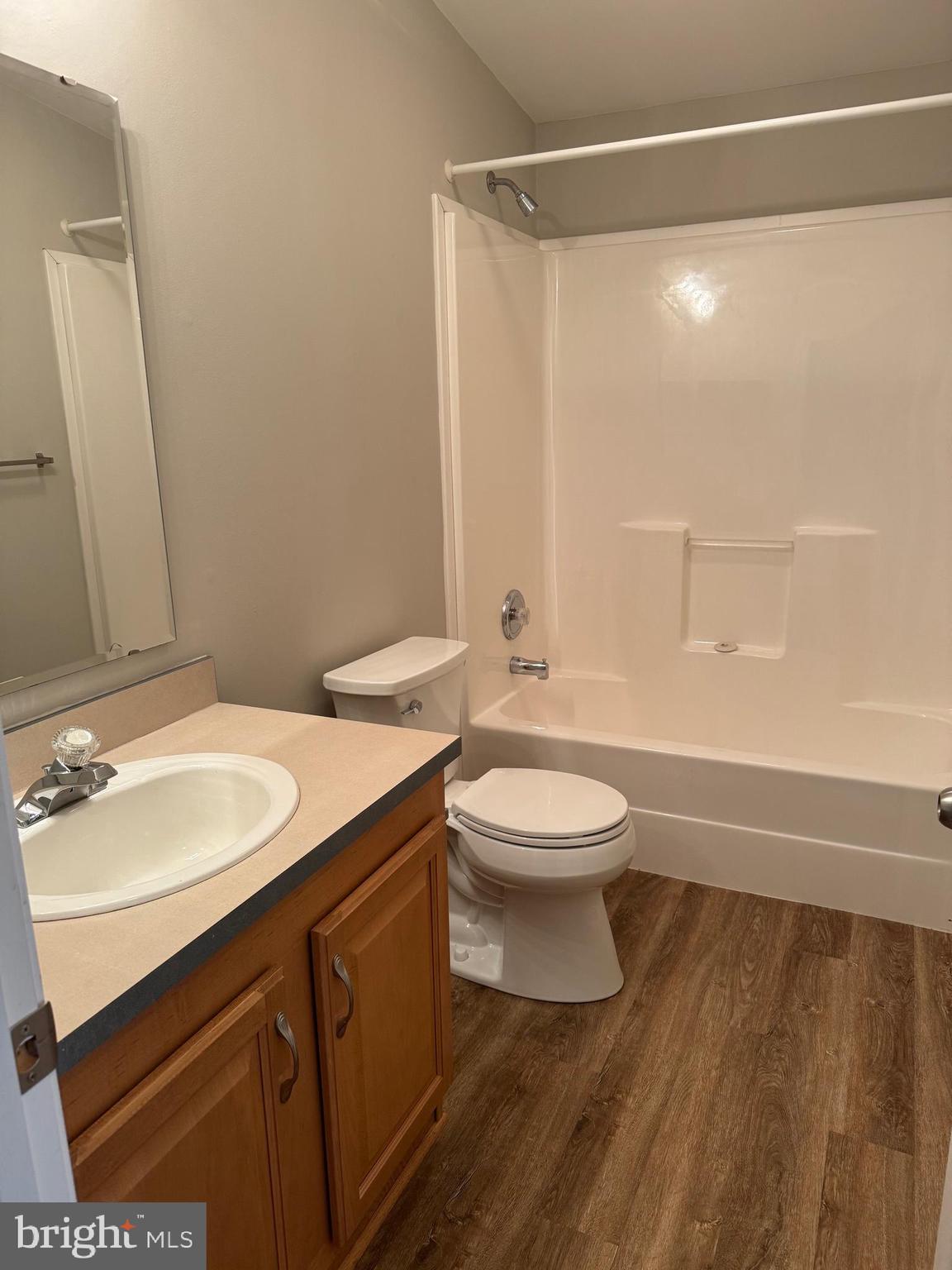 WILLOW RUN - Residential