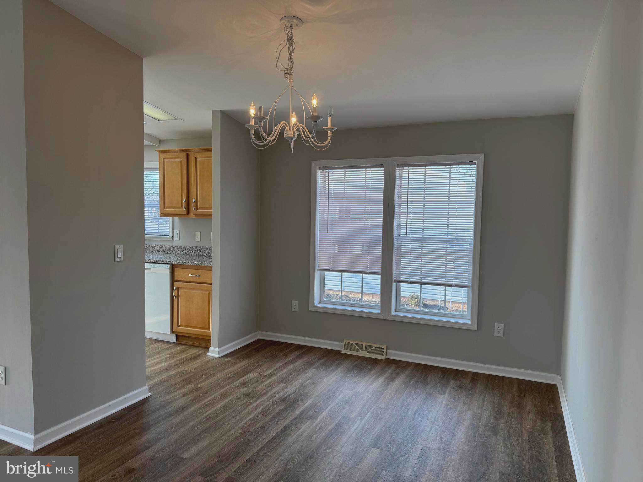 WILLOW RUN - Residential