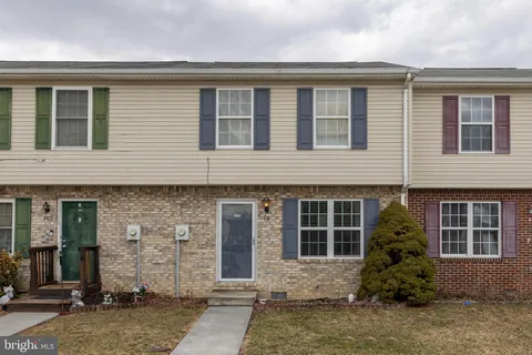411 Surrey Club Ln, Stephens City, VA 22655 - MLS#: VAFV2024702
