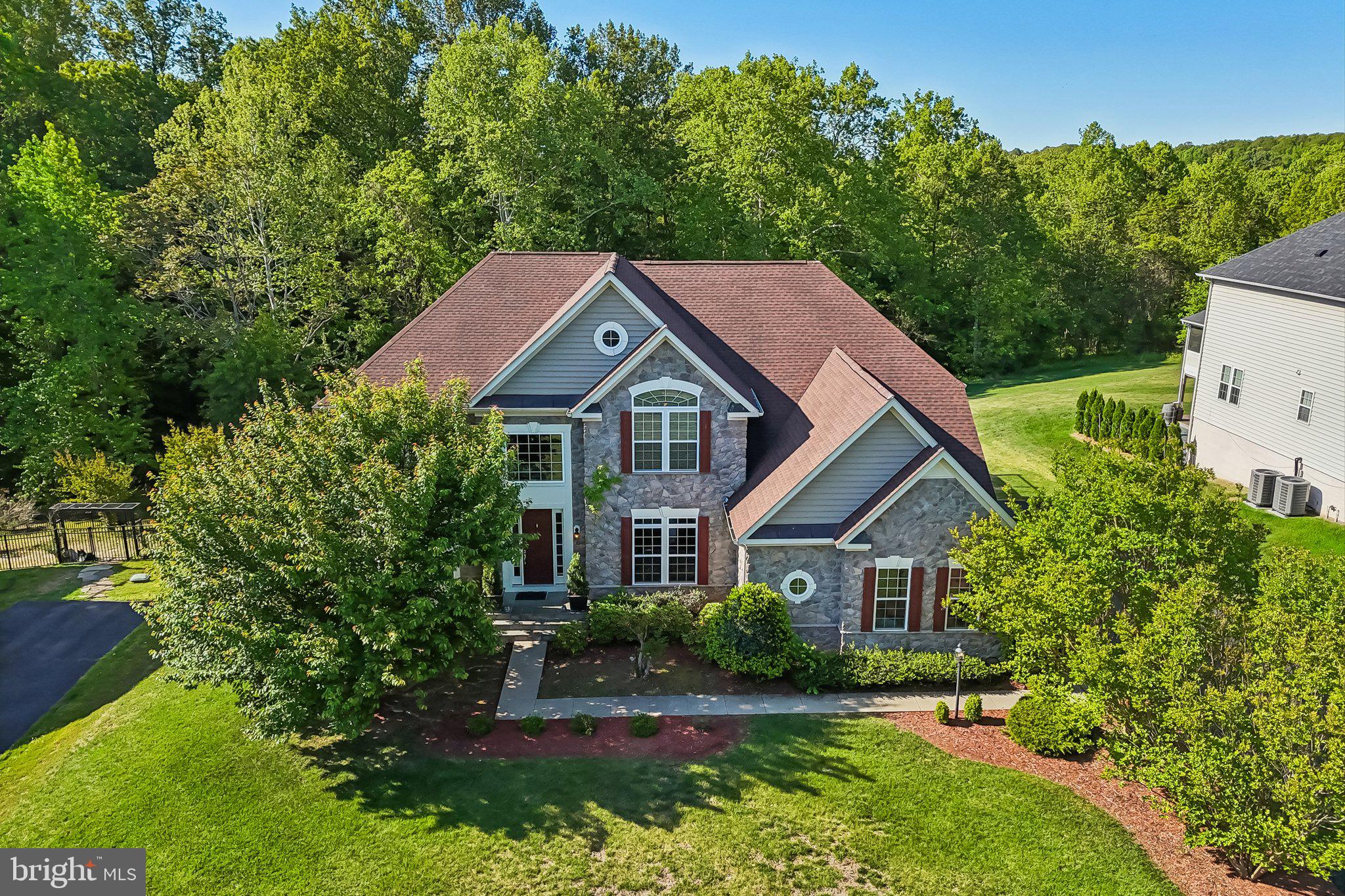CELEBRATE - Residential