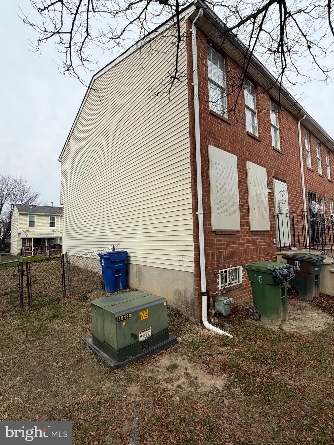 SANDTOWN-WINCHESTER - Residential