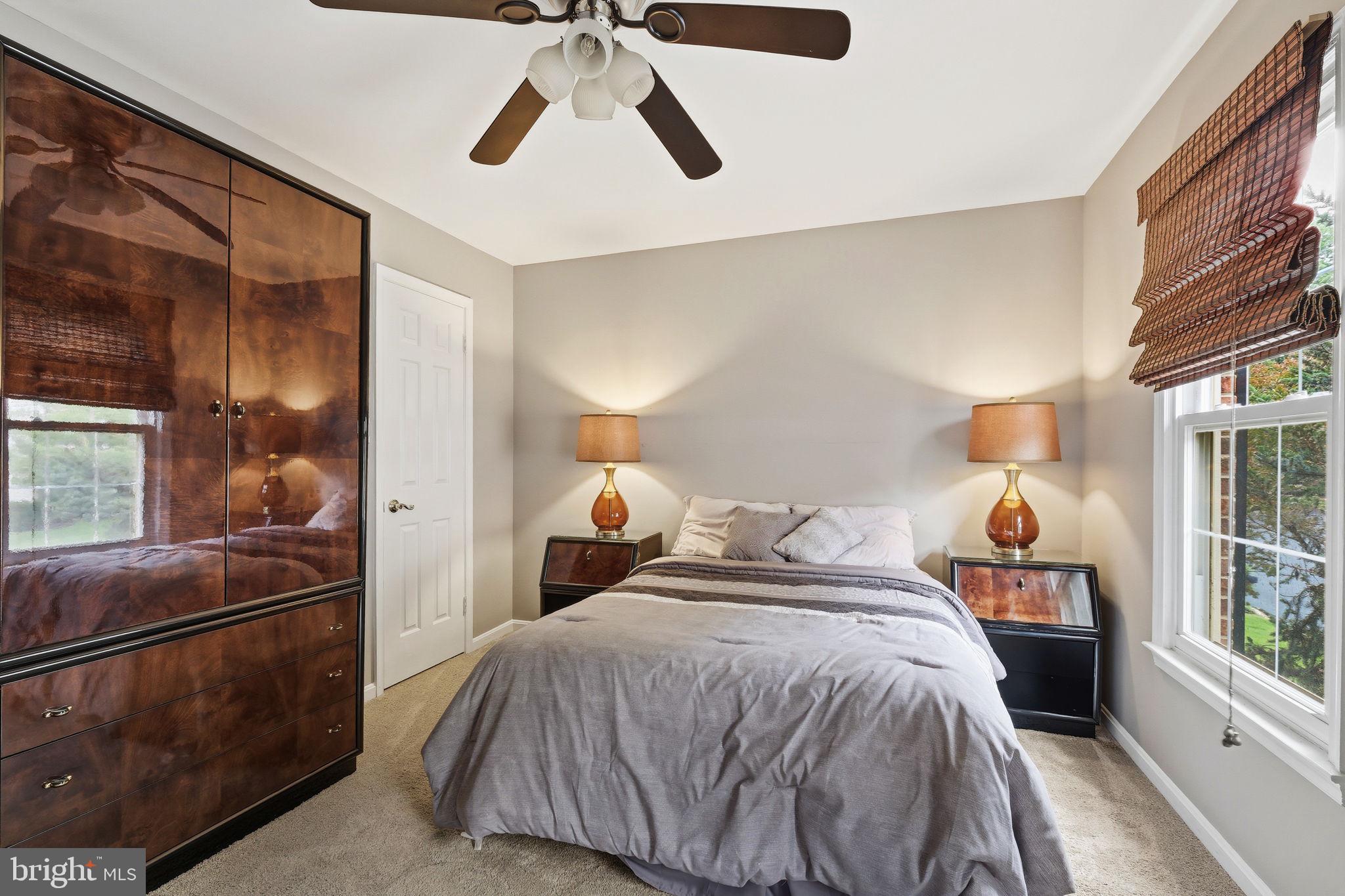 QUINCE ORCHARD VALLEY - Residential