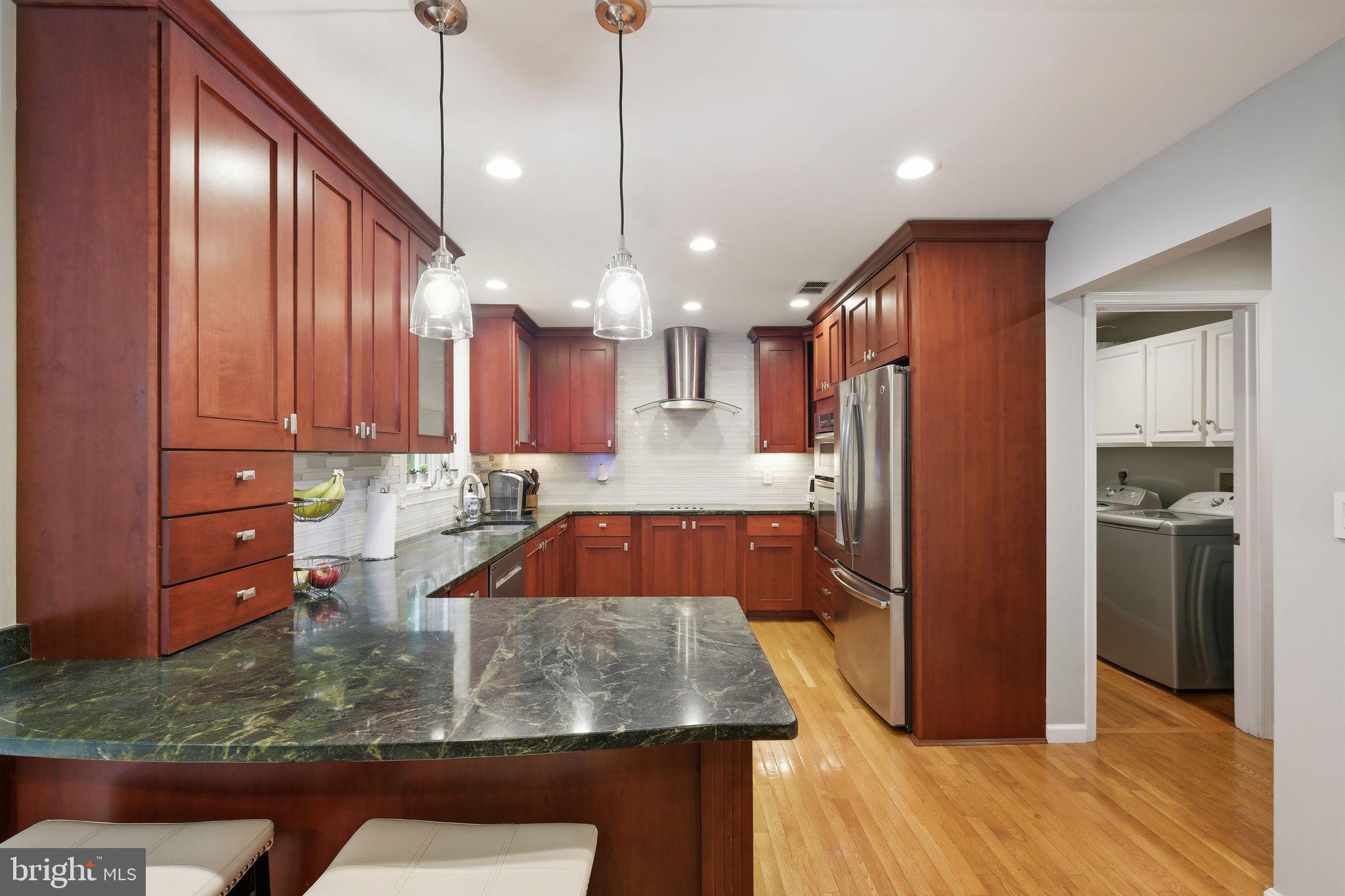 QUINCE ORCHARD VALLEY - Residential