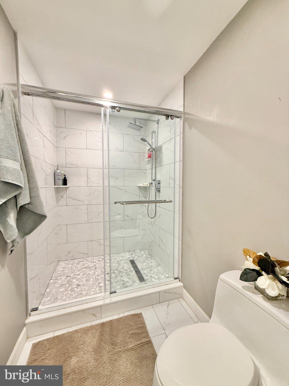 QUINCE ORCHARD VALLEY - Residential