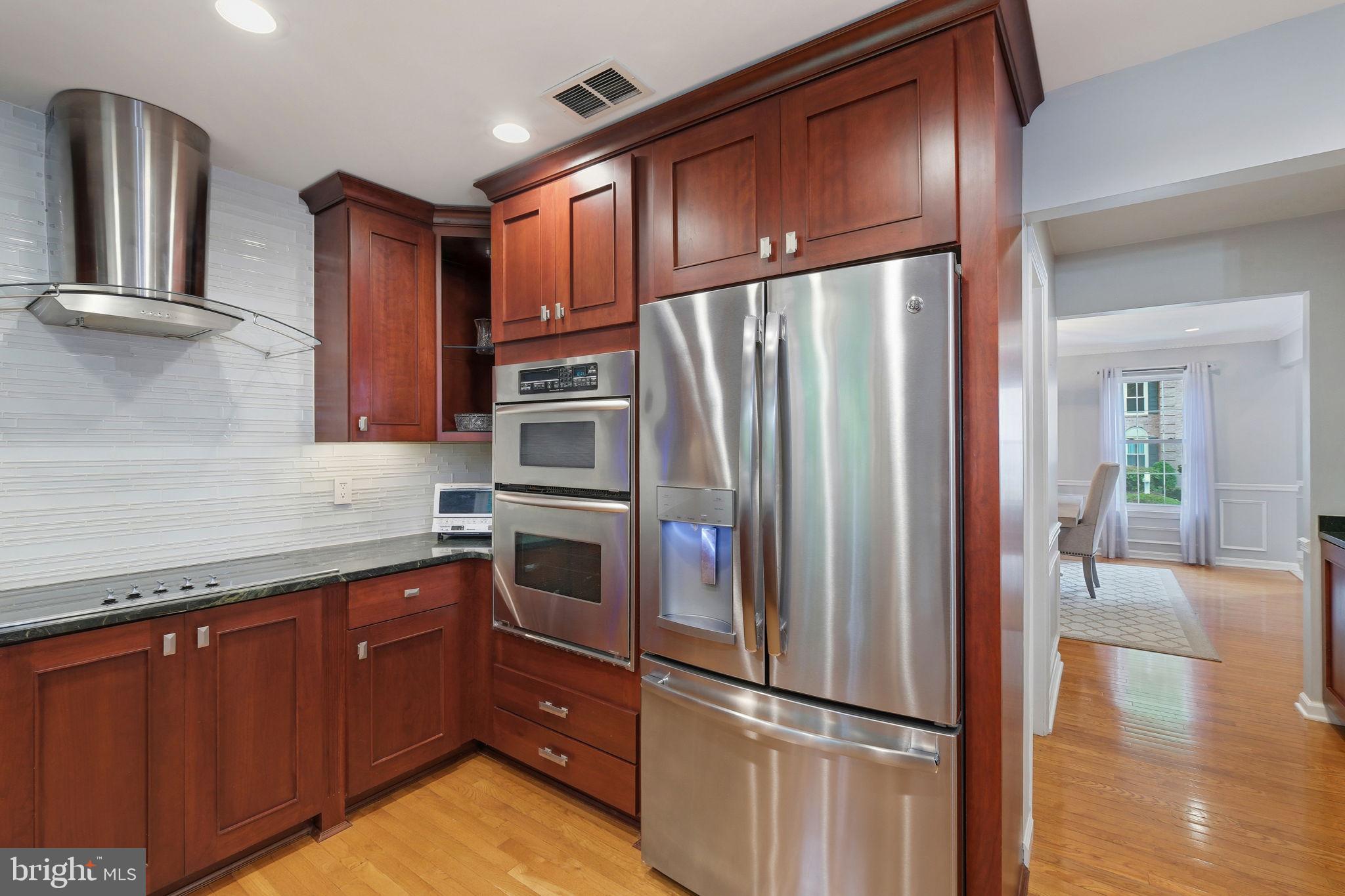 QUINCE ORCHARD VALLEY - Residential