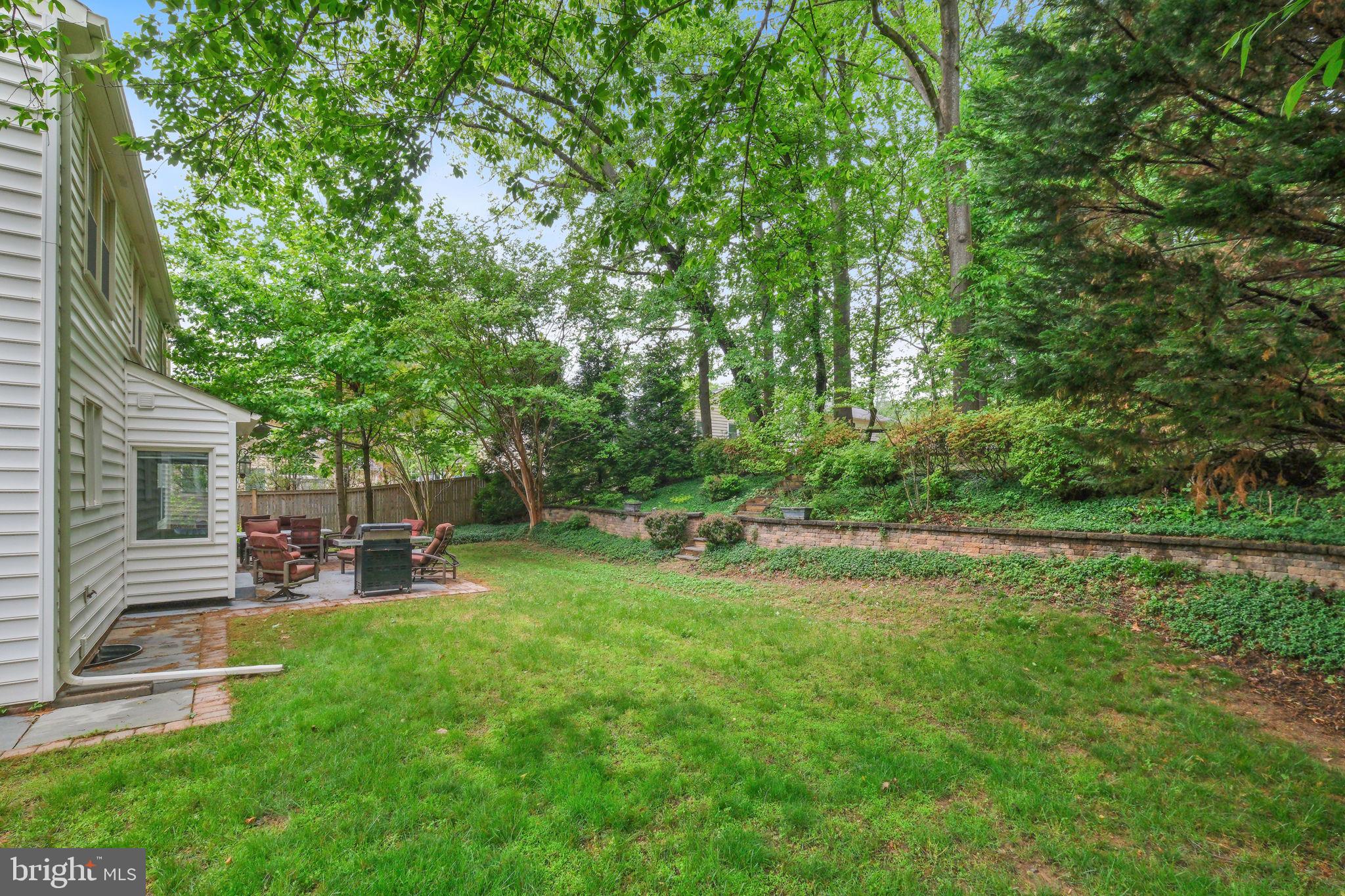 QUINCE ORCHARD VALLEY - Residential