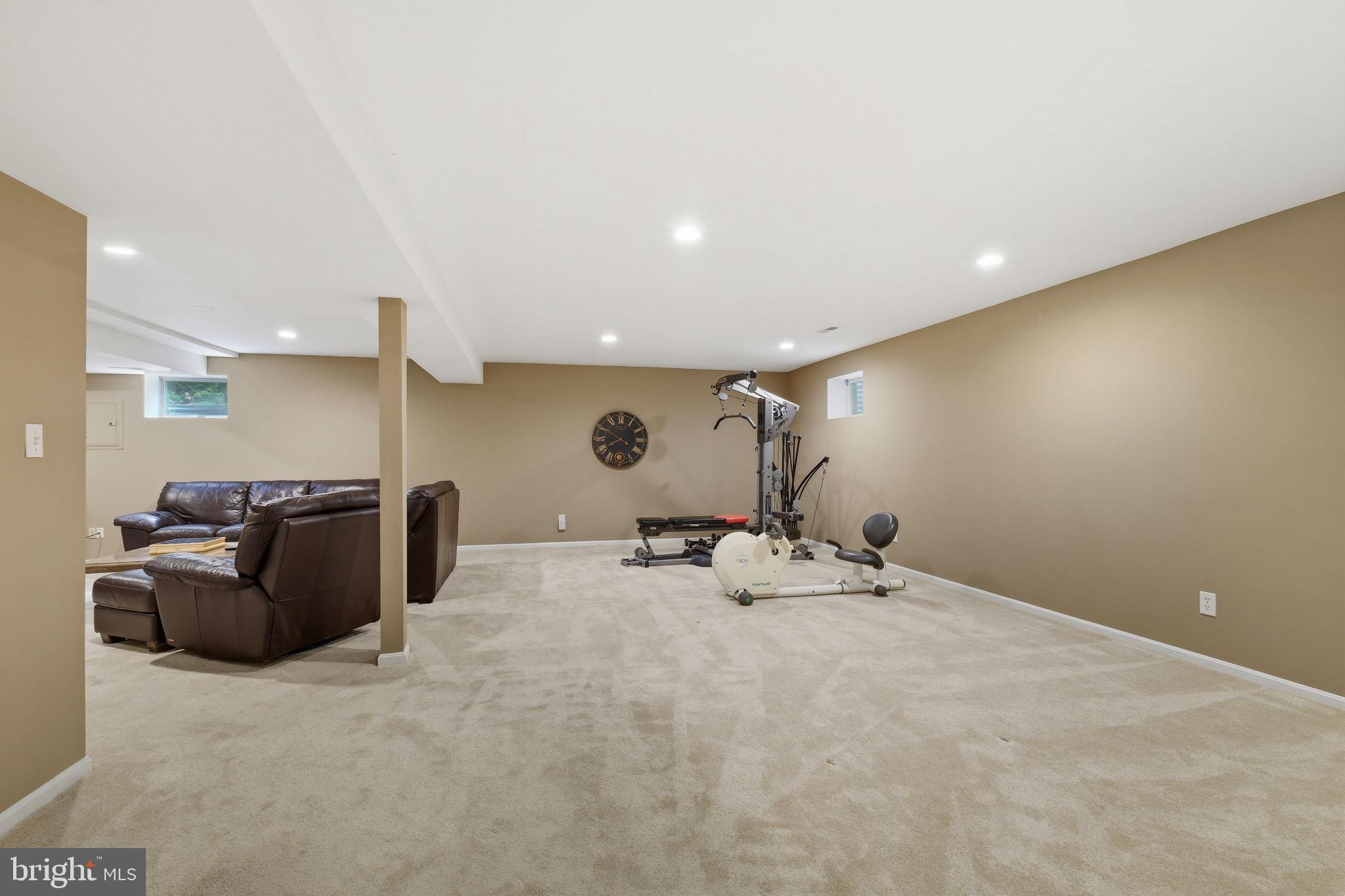 QUINCE ORCHARD VALLEY - Residential