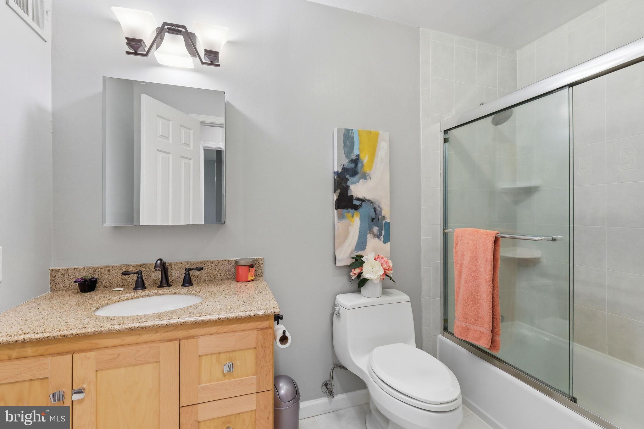 QUINCE ORCHARD VALLEY - Residential
