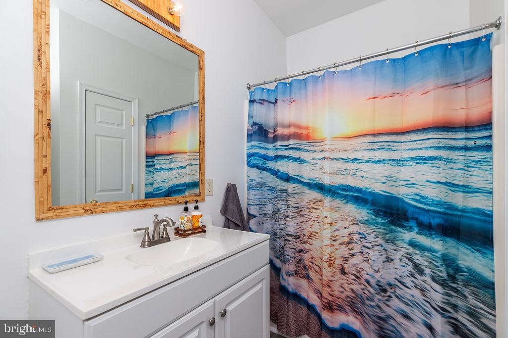 CREEKWOOD - Residential