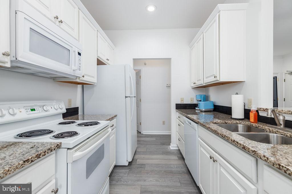 CREEKWOOD - Residential