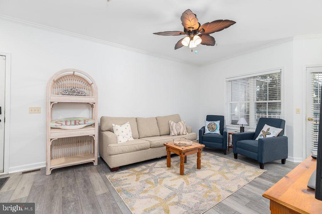 CREEKWOOD - Residential