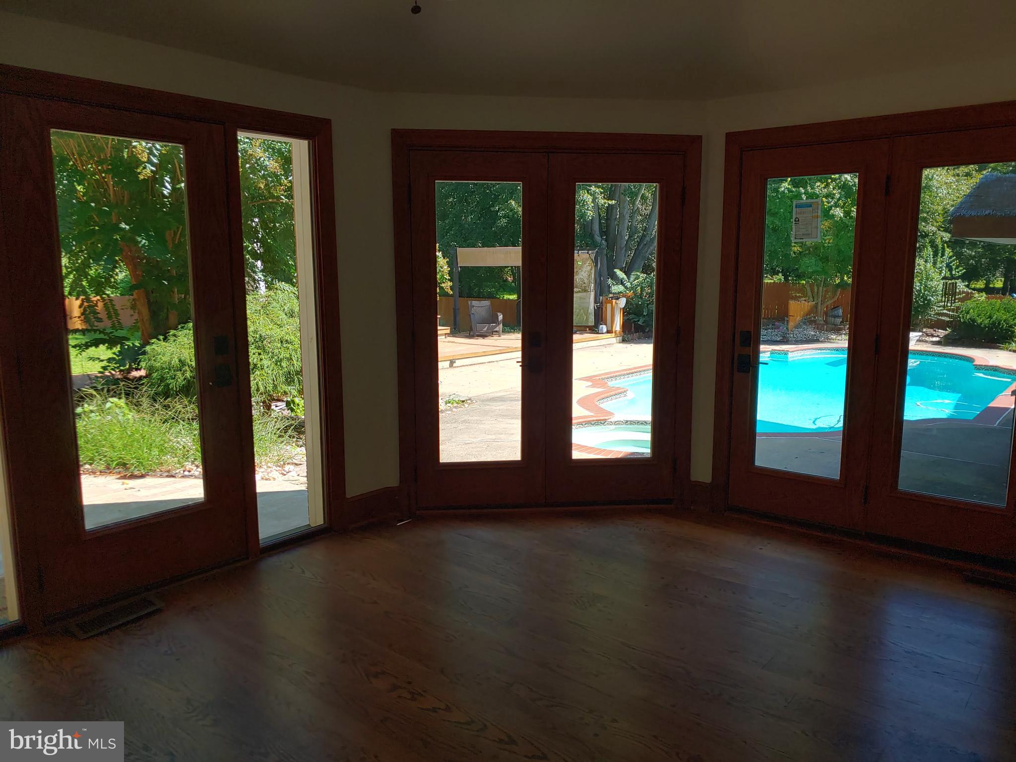 HUNTERS VIEW - Residential