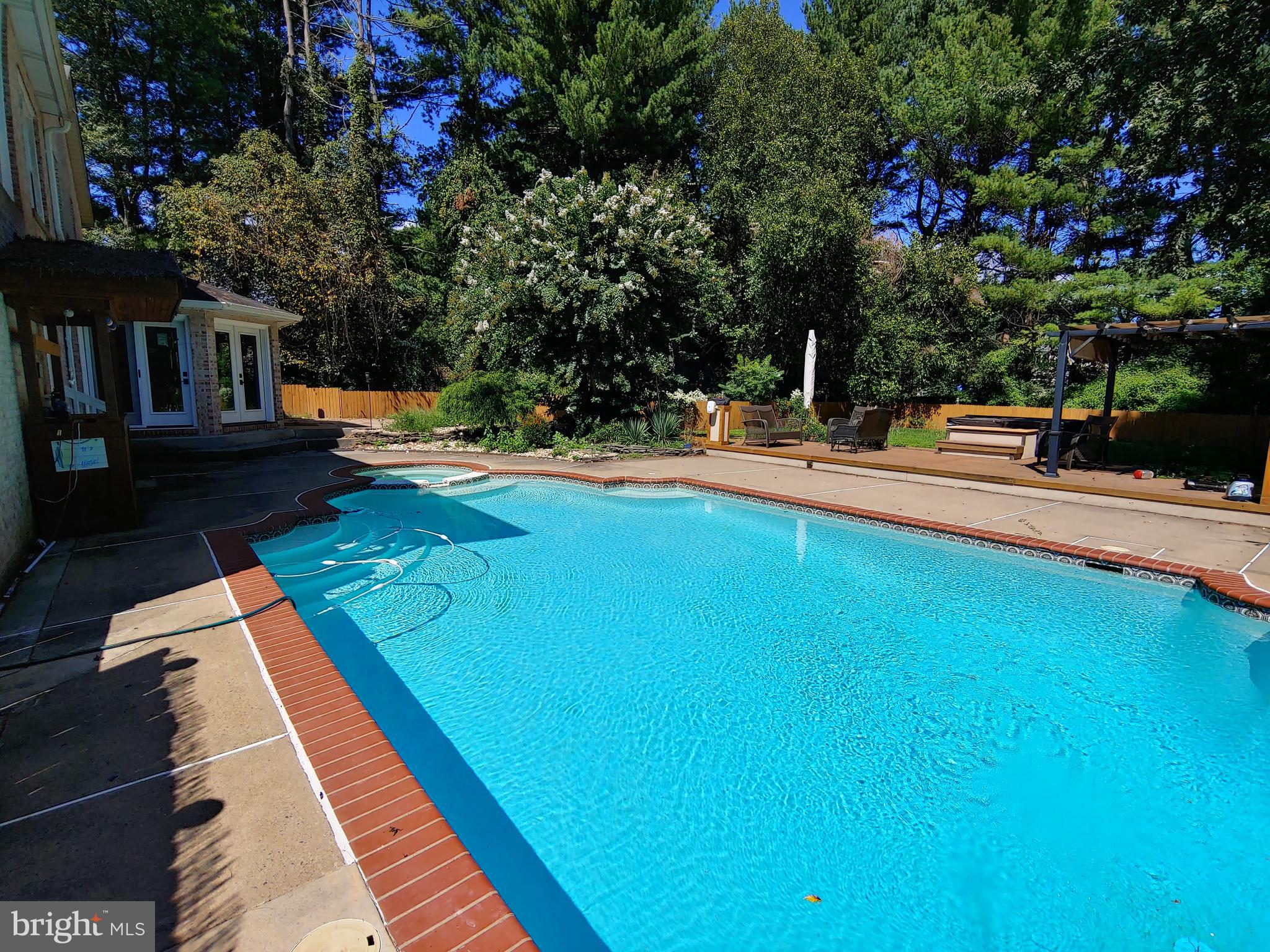 HUNTERS VIEW - Residential