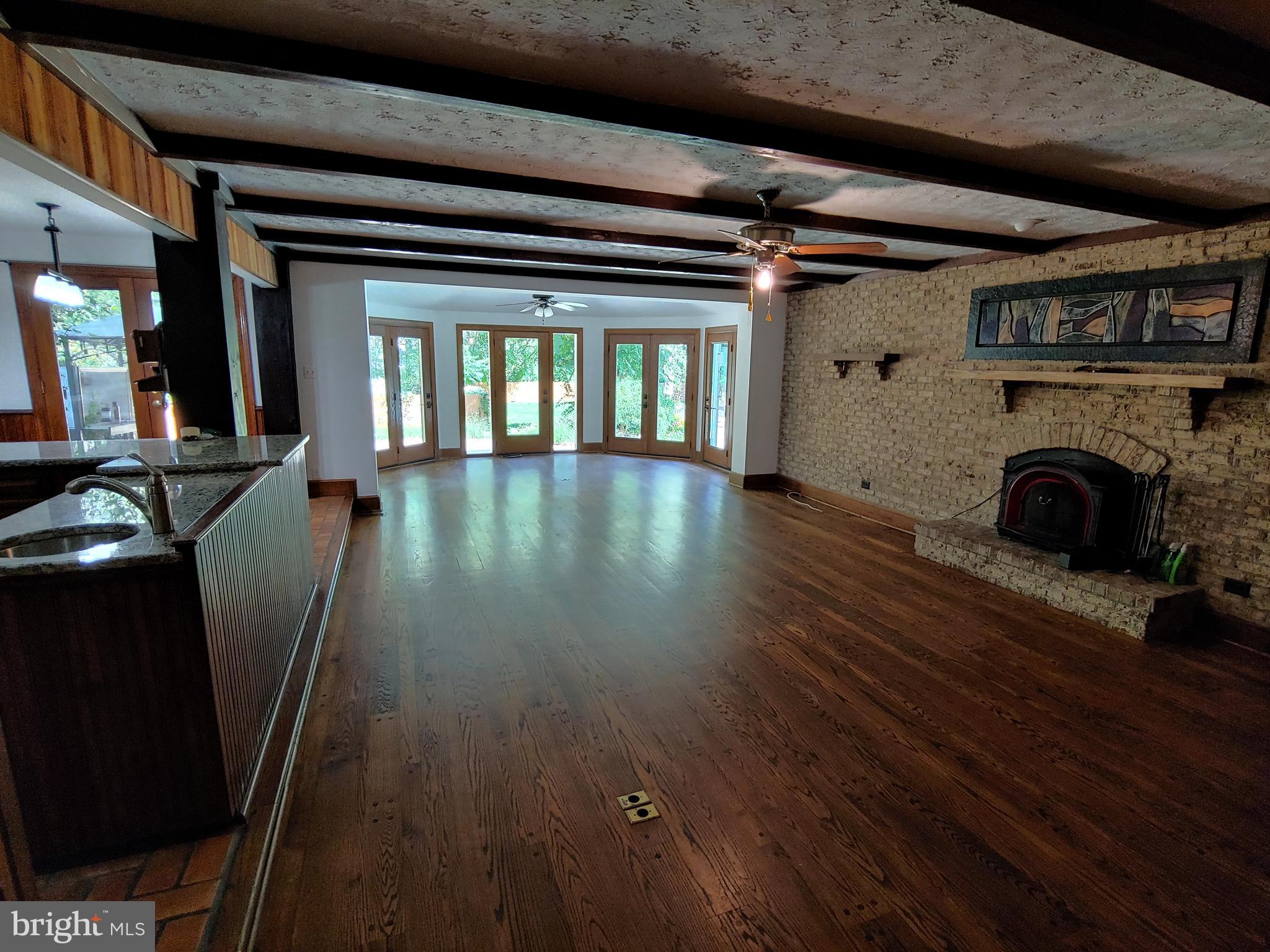 HUNTERS VIEW - Residential