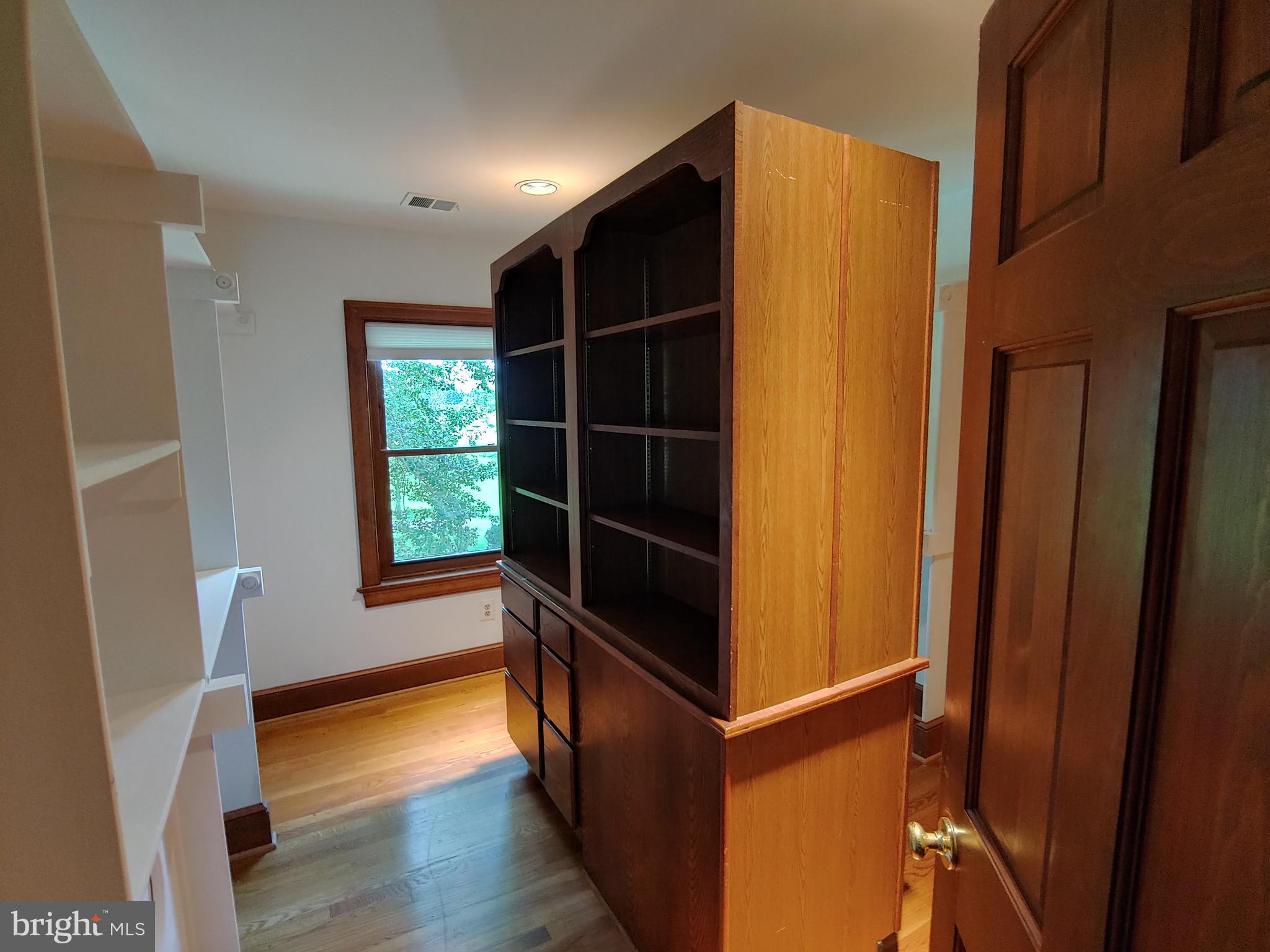 HUNTERS VIEW - Residential