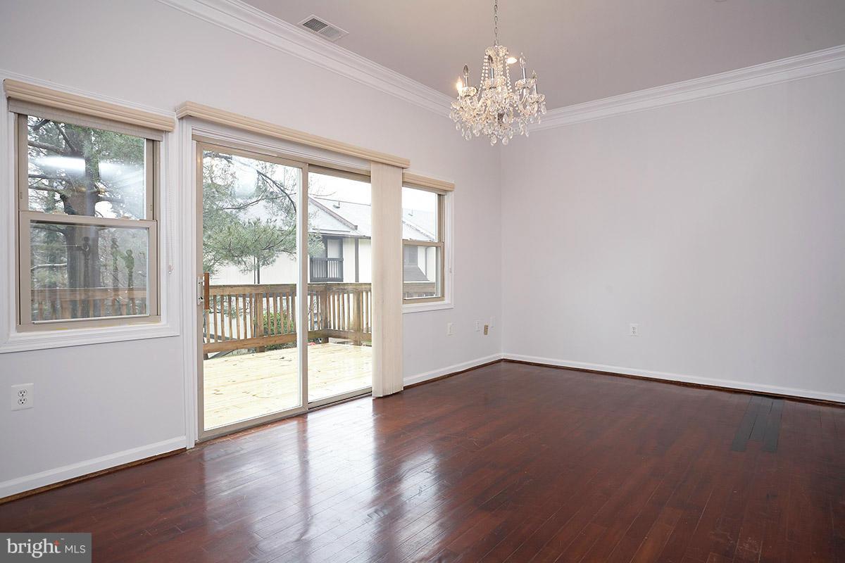 GREENFIELD FARM - Residential Lease