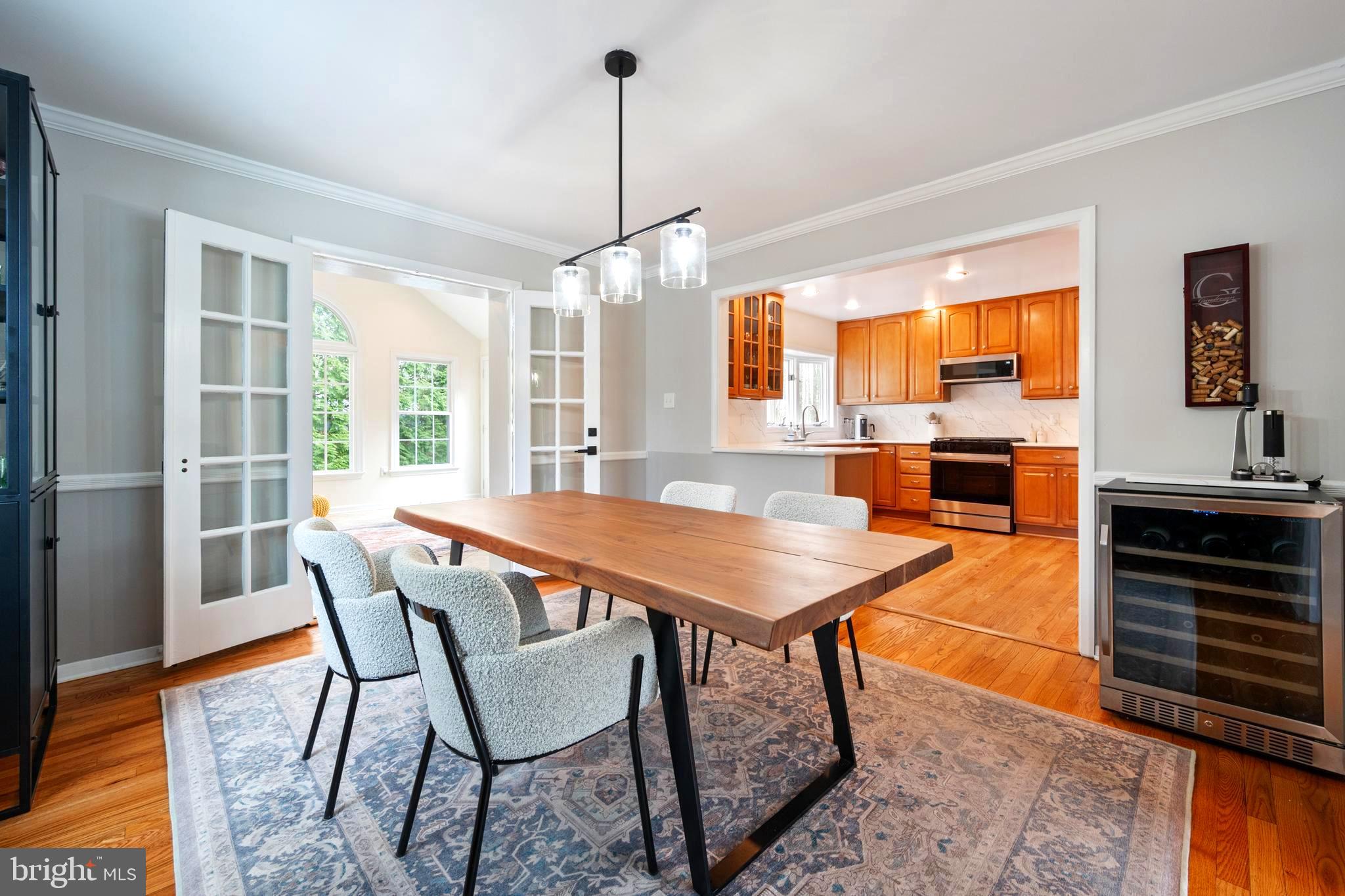 WAYNEWOOD - Residential