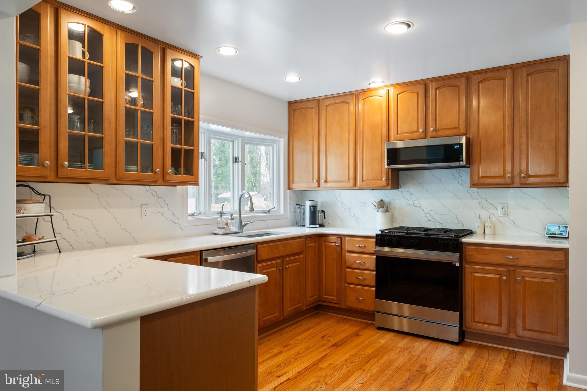 WAYNEWOOD - Residential