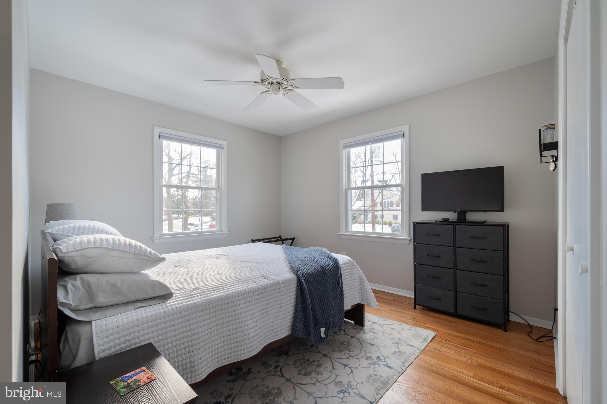 WAYNEWOOD - Residential