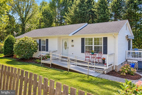 Photo of 145 Moser Road, WARRENTON, VA 20186 (MLS # VAFQ2024200)