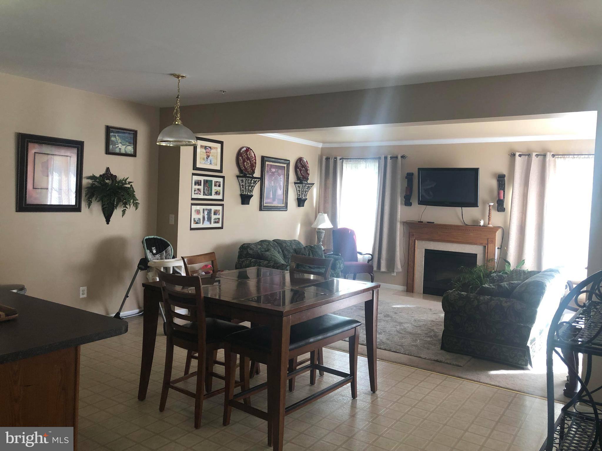 KENSINGTON VILLAS - Residential