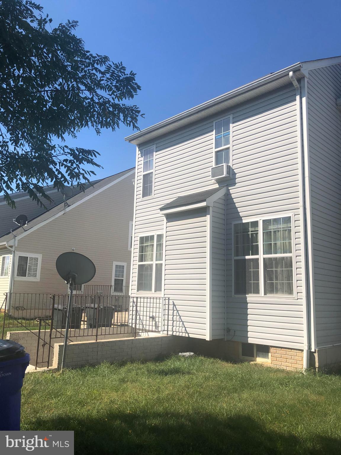 KENSINGTON VILLAS - Residential