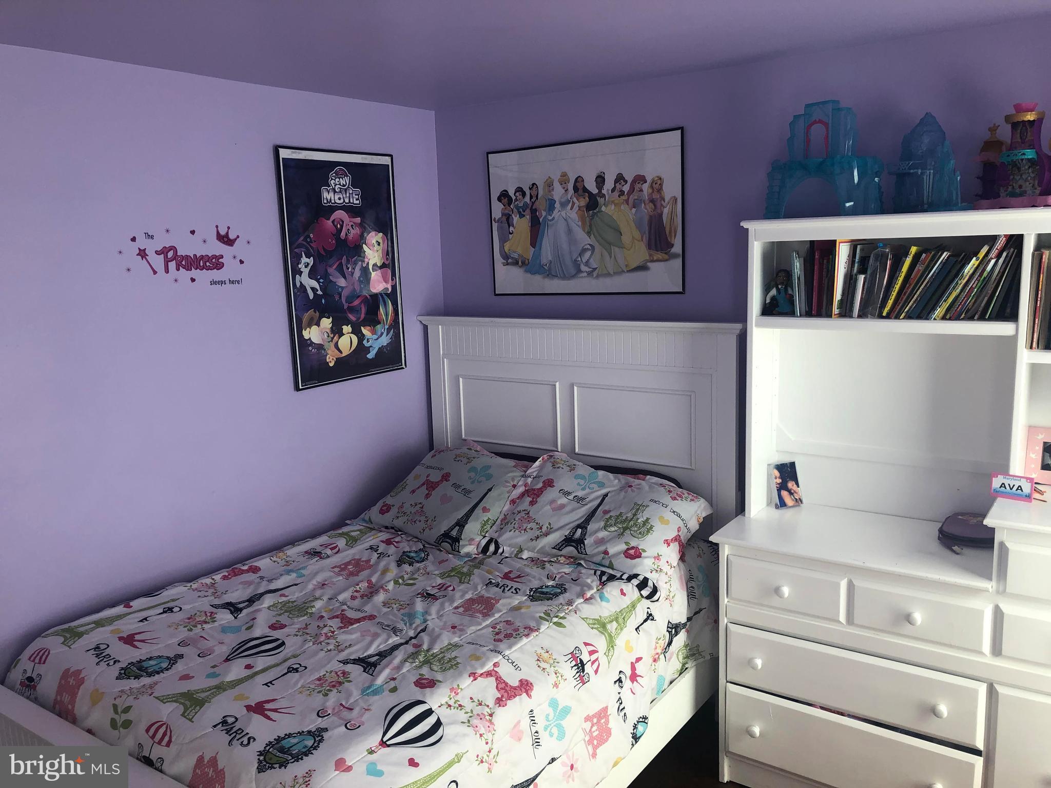 KENSINGTON VILLAS - Residential