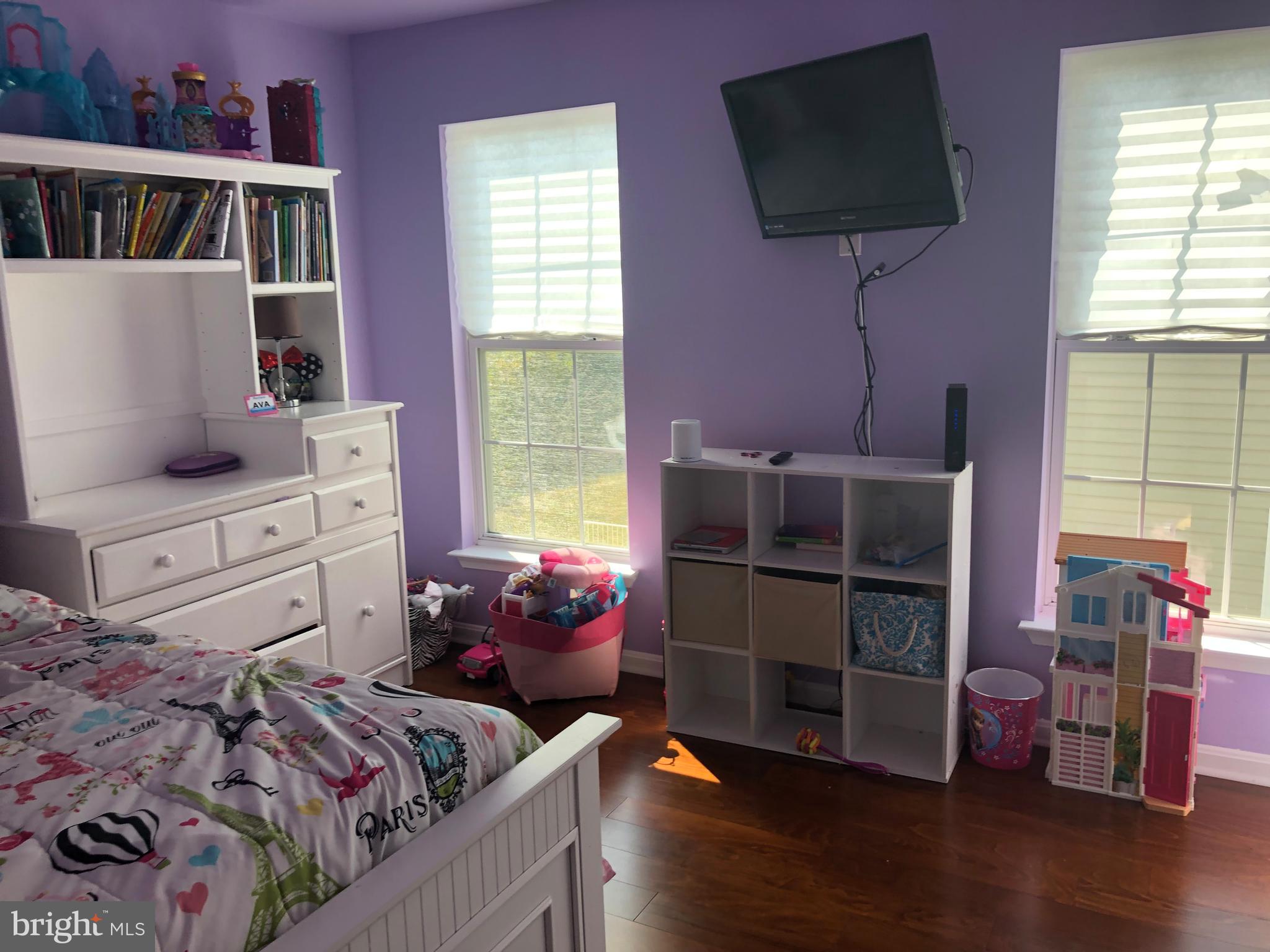 KENSINGTON VILLAS - Residential