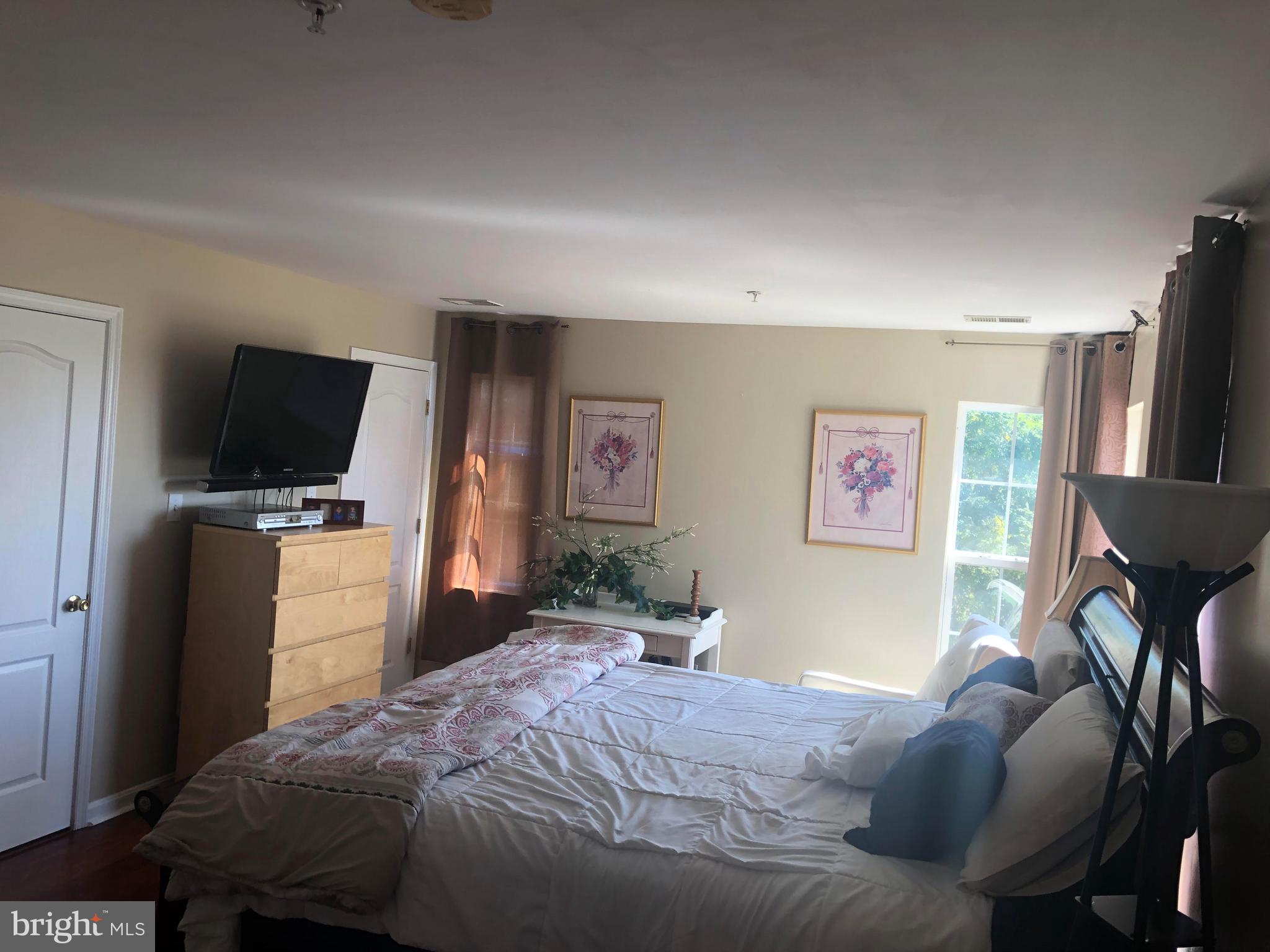 KENSINGTON VILLAS - Residential