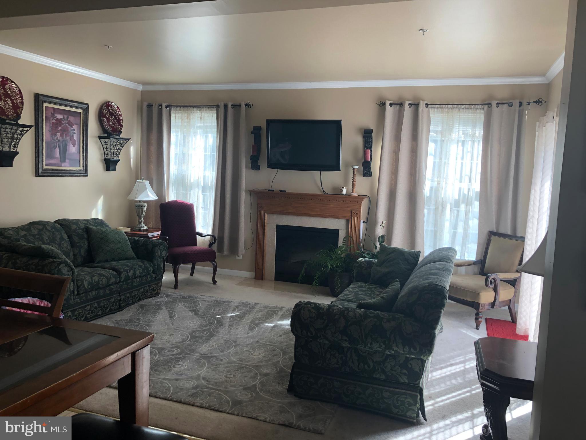 KENSINGTON VILLAS - Residential