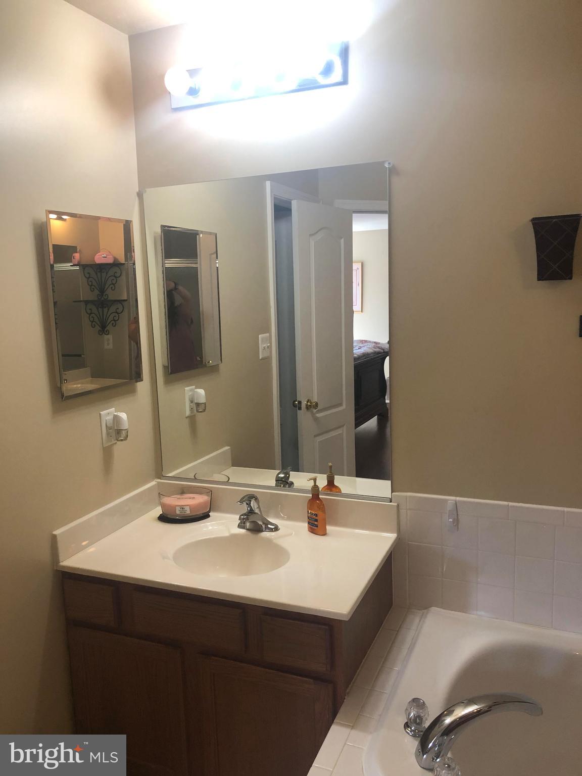 KENSINGTON VILLAS - Residential