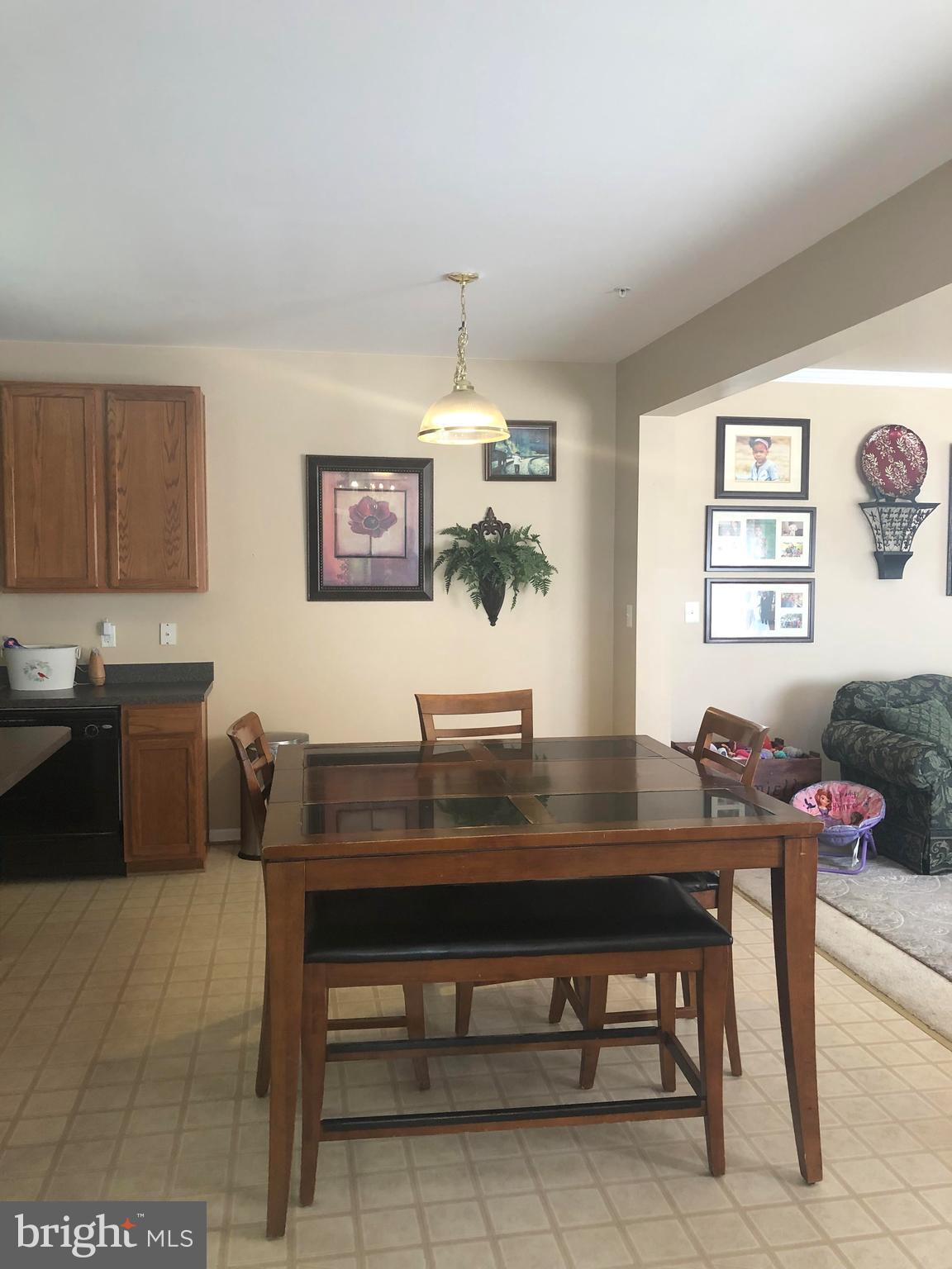 KENSINGTON VILLAS - Residential