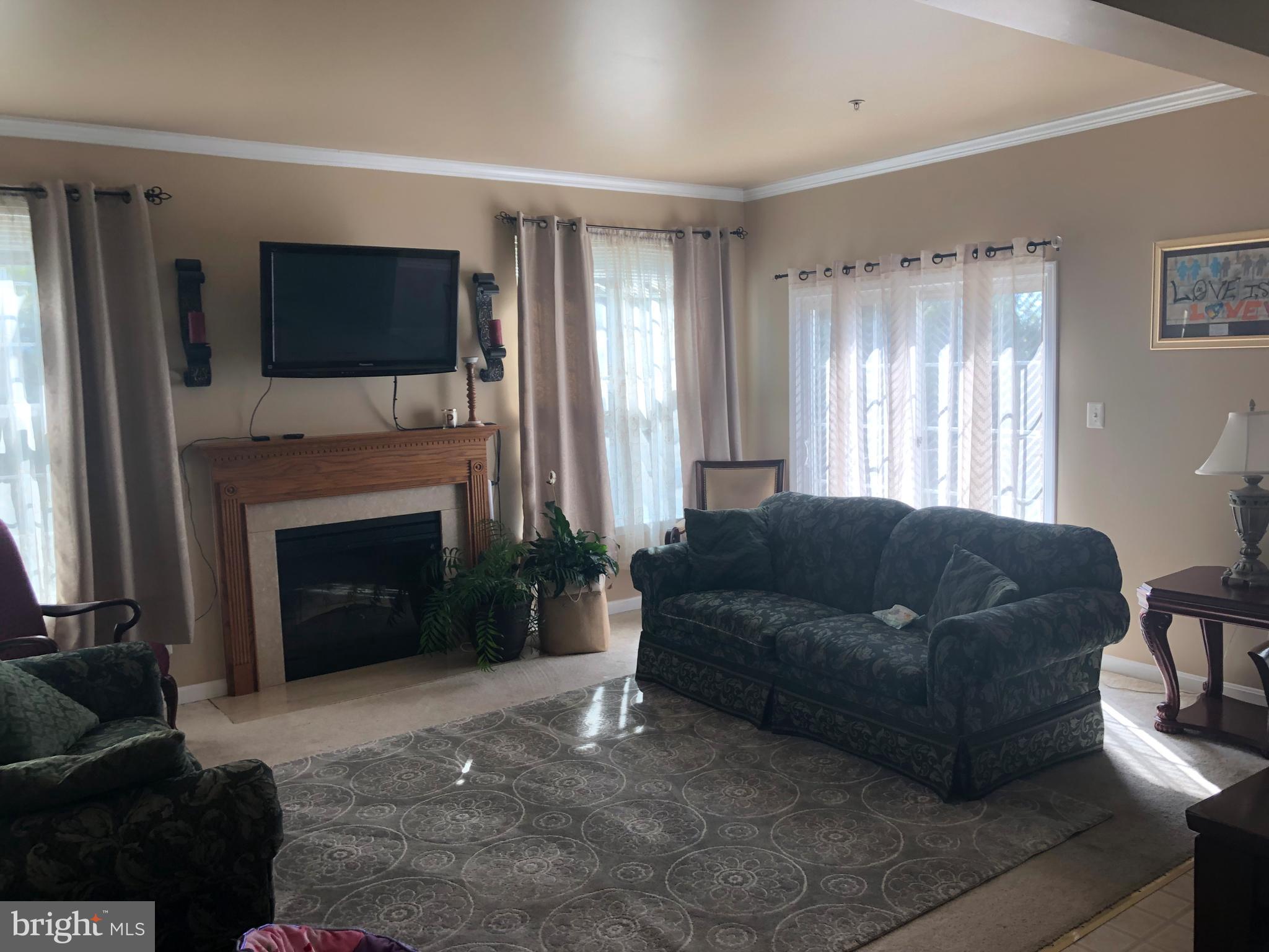 KENSINGTON VILLAS - Residential