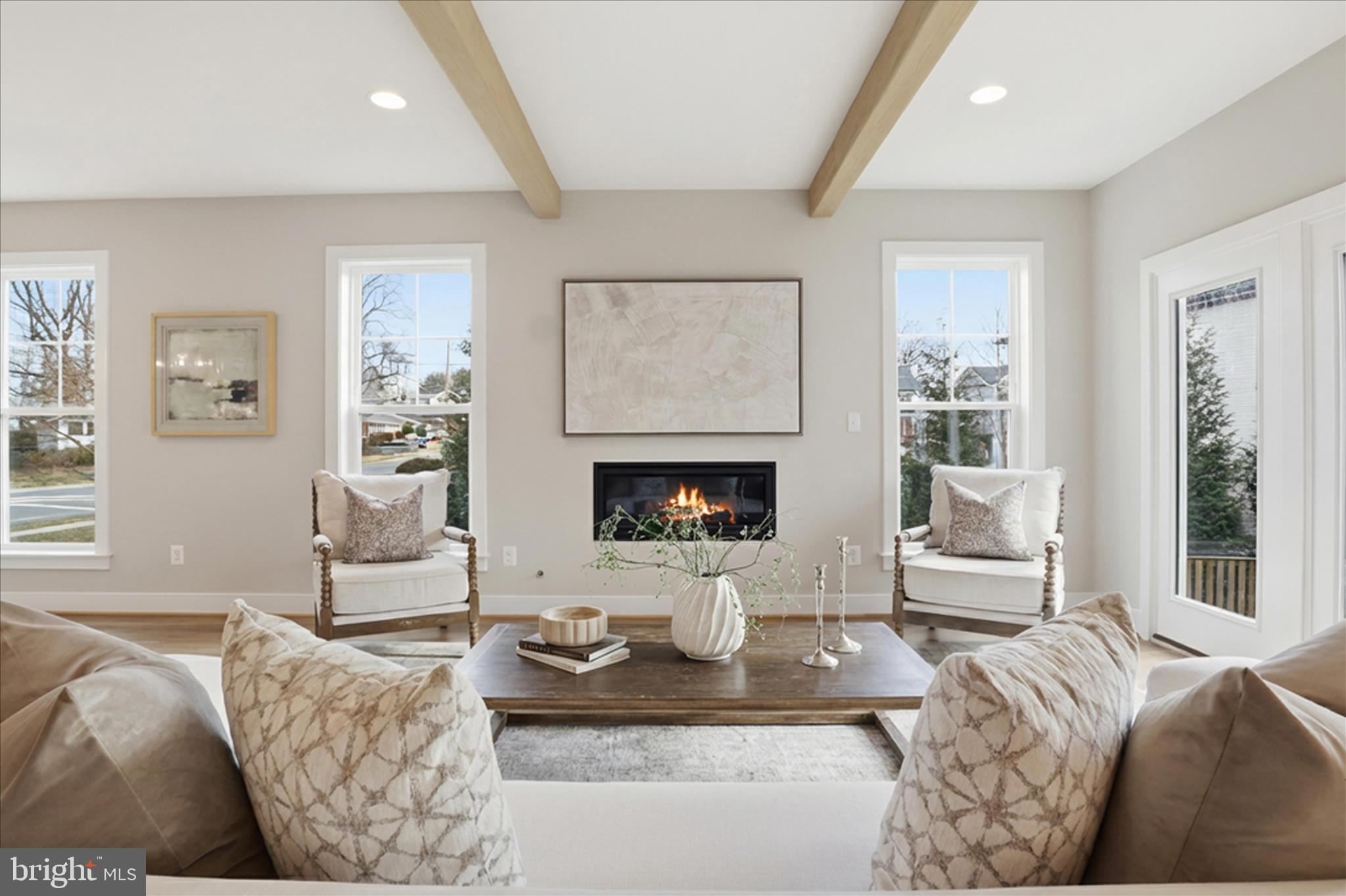 VIENNA WOODS - Residential