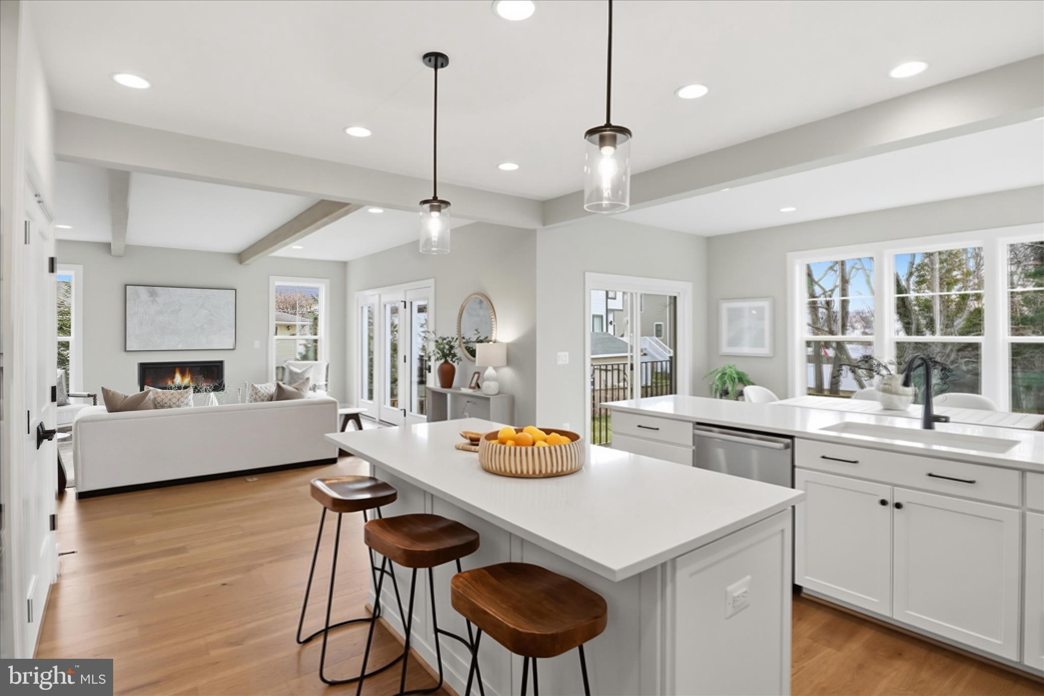 VIENNA WOODS - Residential