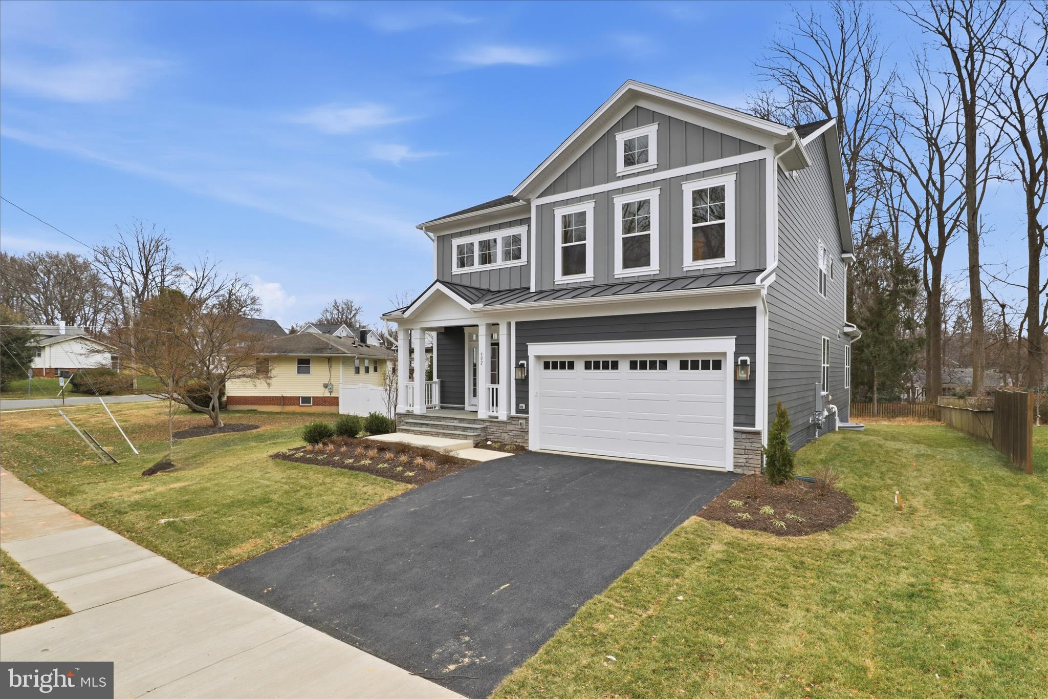 VIENNA WOODS - Residential