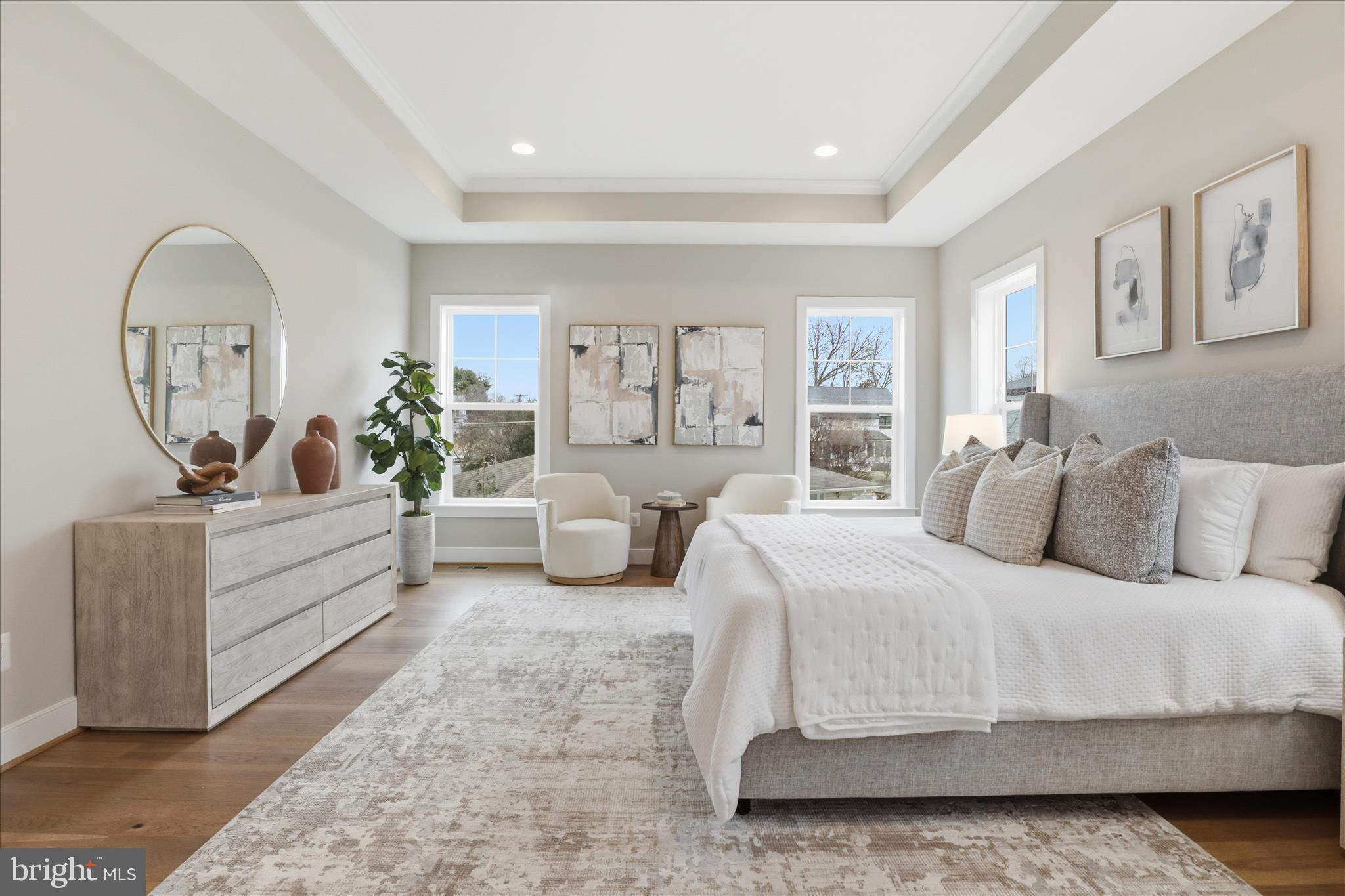 VIENNA WOODS - Residential