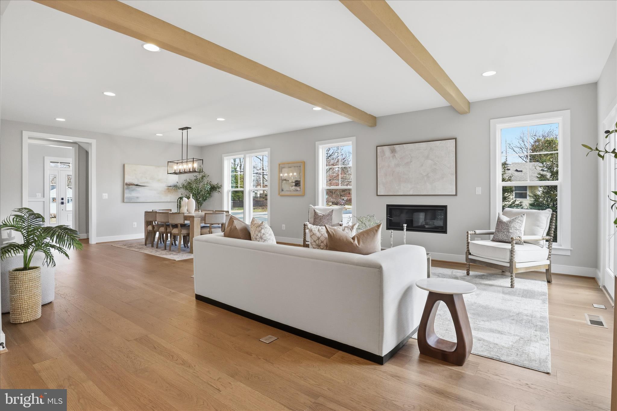 VIENNA WOODS - Residential