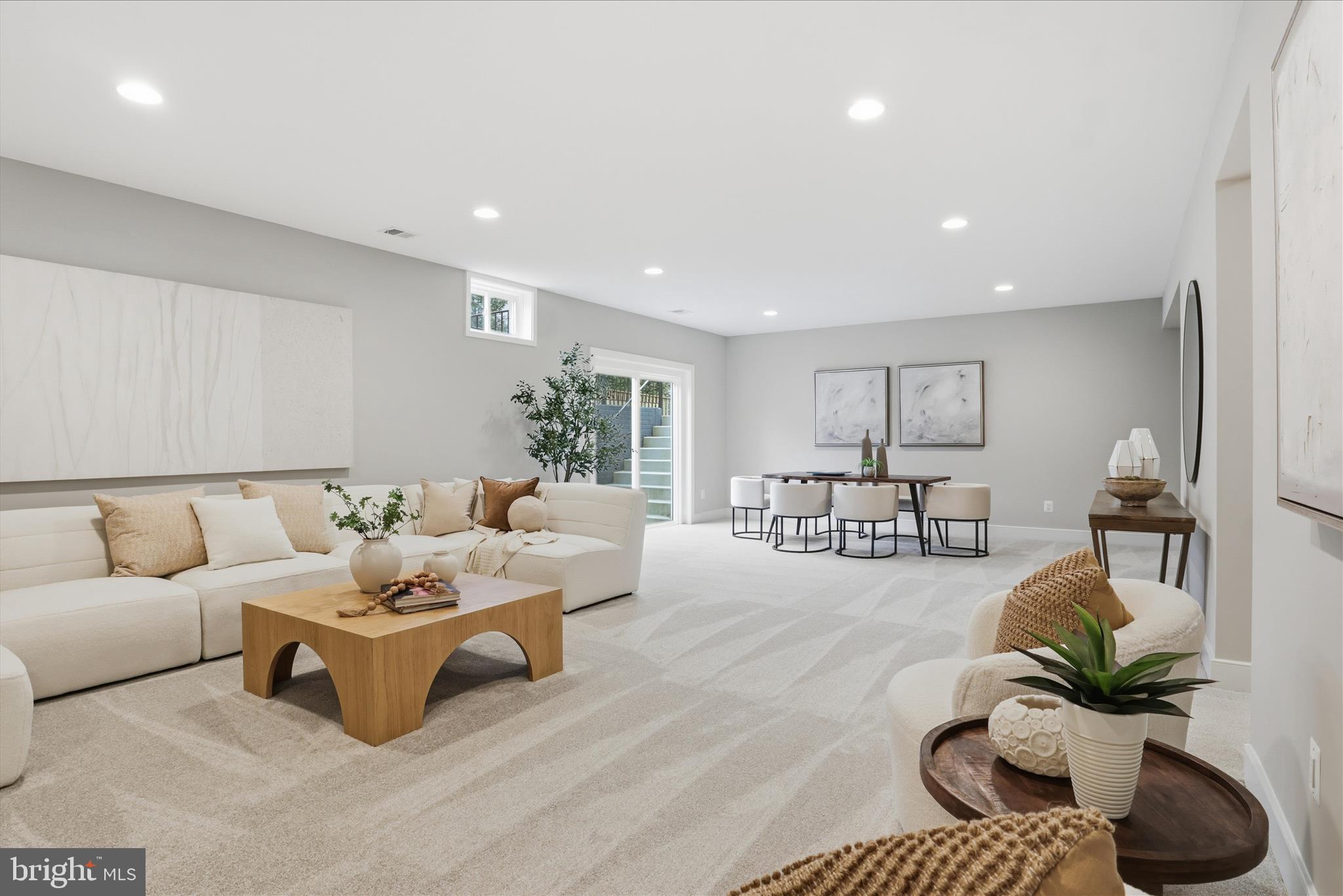 VIENNA WOODS - Residential