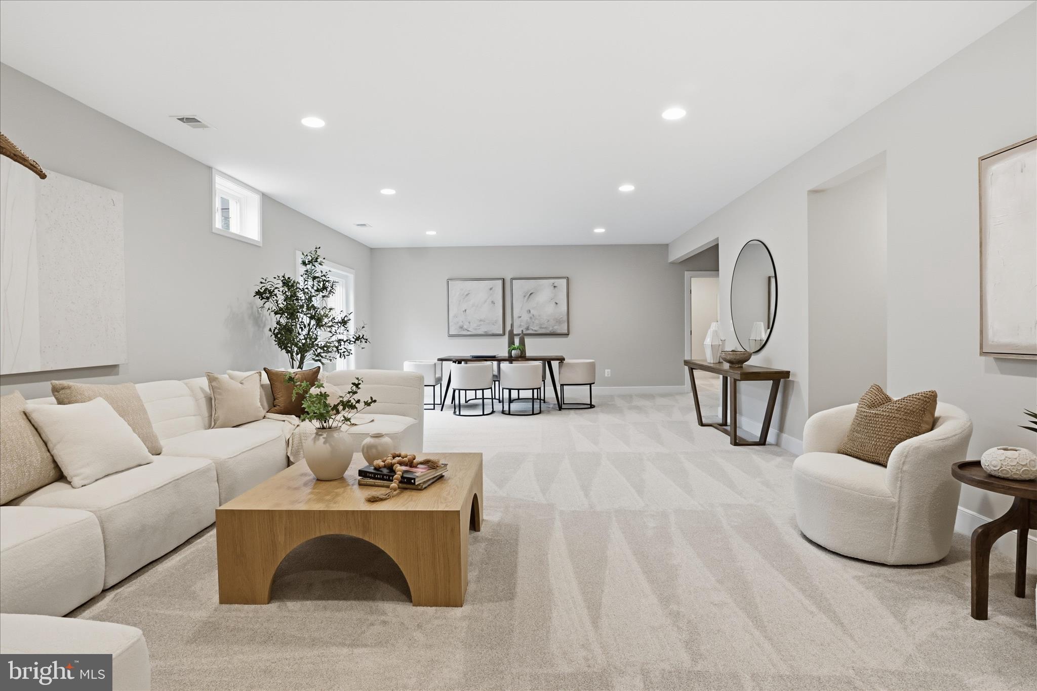 VIENNA WOODS - Residential