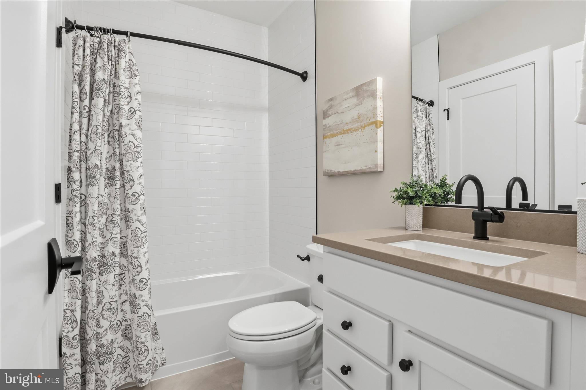 VIENNA WOODS - Residential