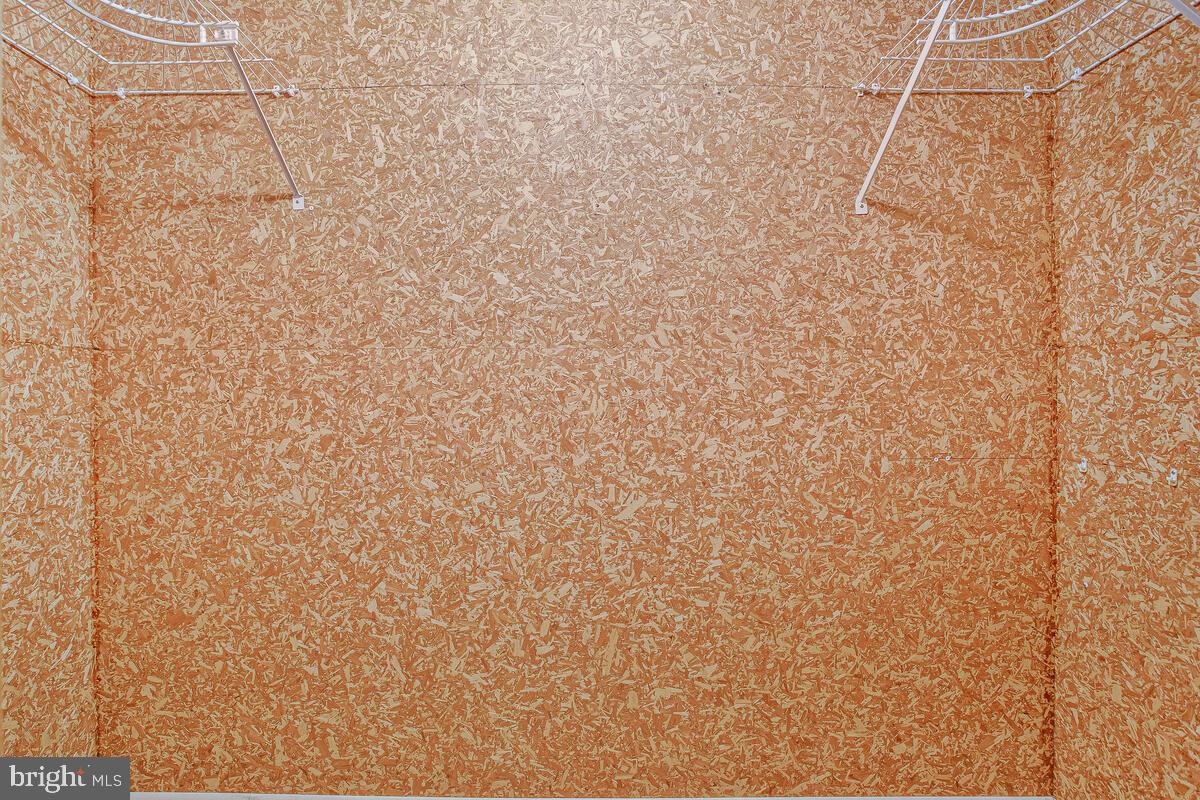 SOUTHDOWN SHORES - Residential