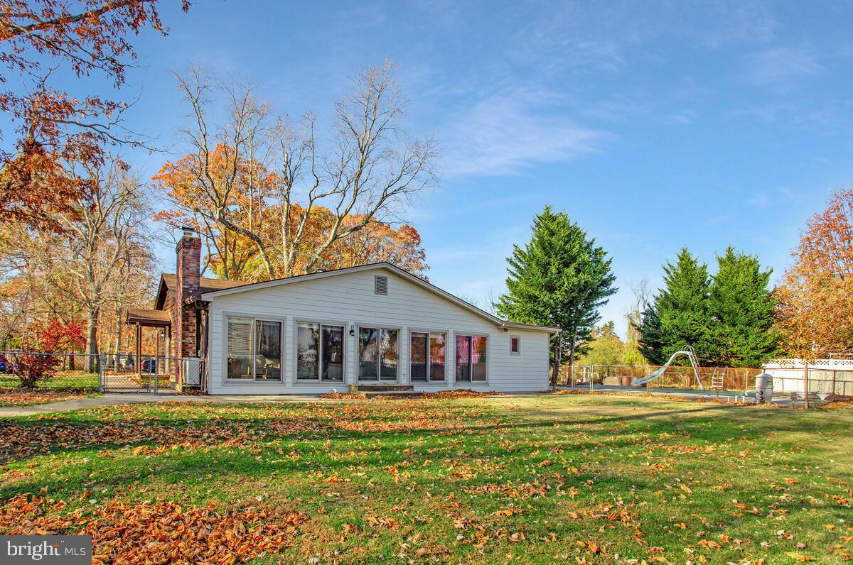 SOUTHDOWN SHORES - Residential