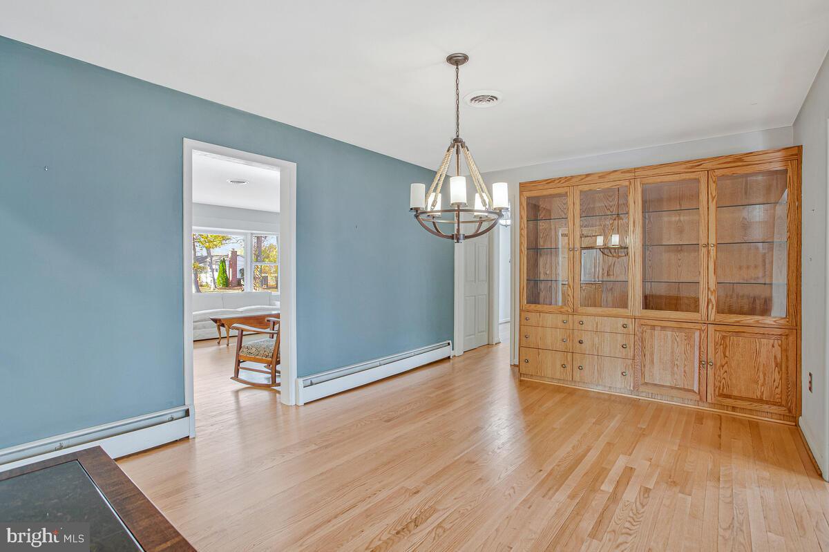 SOUTHDOWN SHORES - Residential