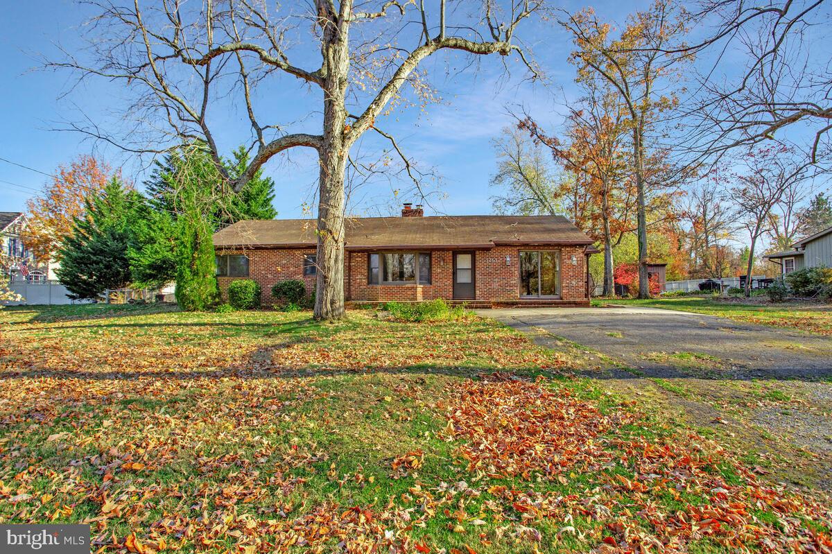 SOUTHDOWN SHORES - Residential