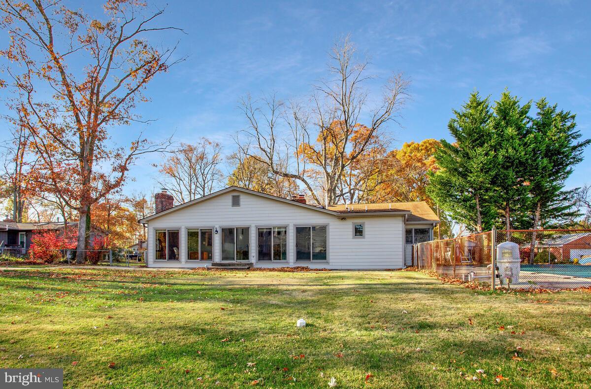 SOUTHDOWN SHORES - Residential