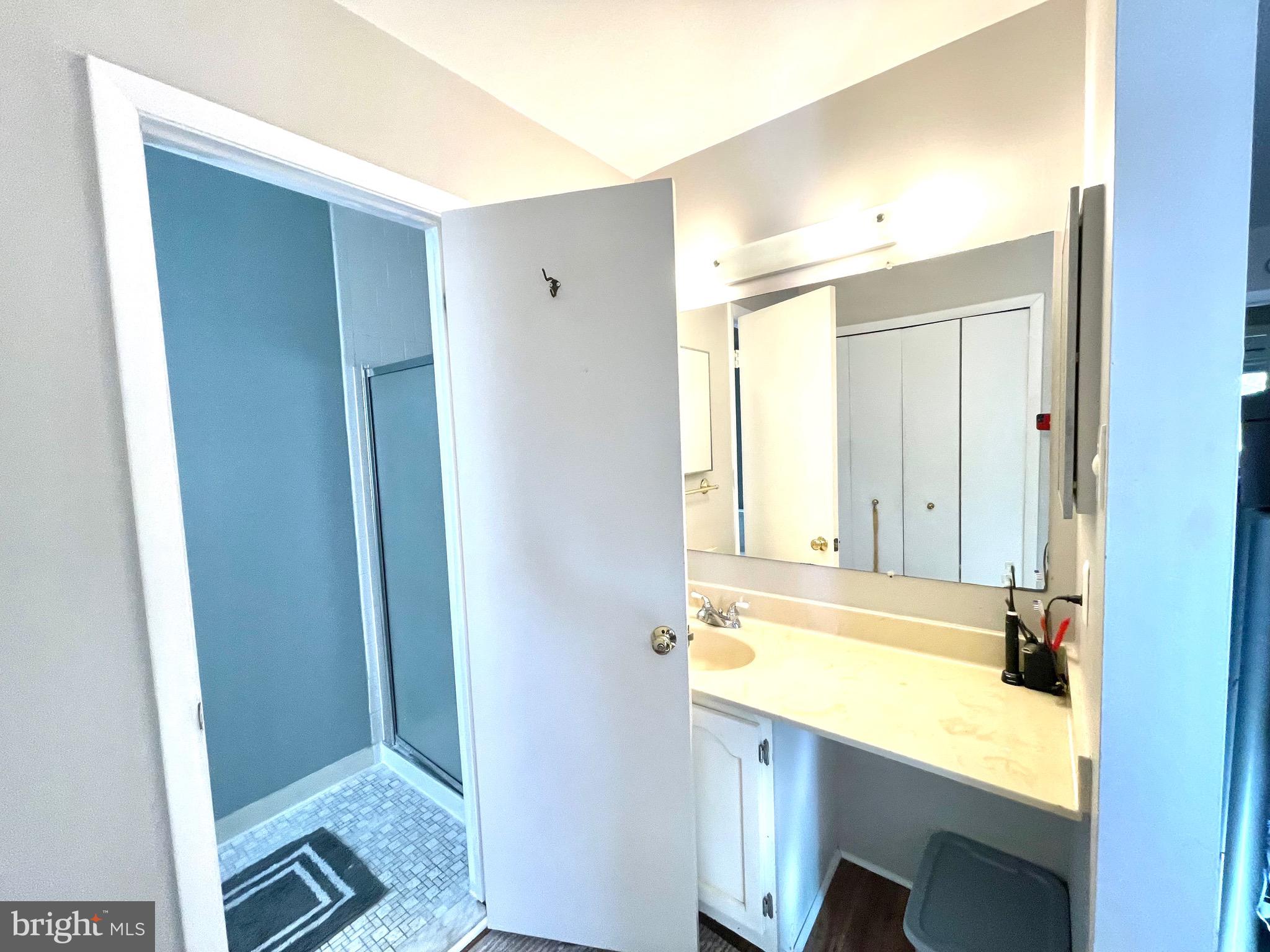 PAINTERS HILL - Residential