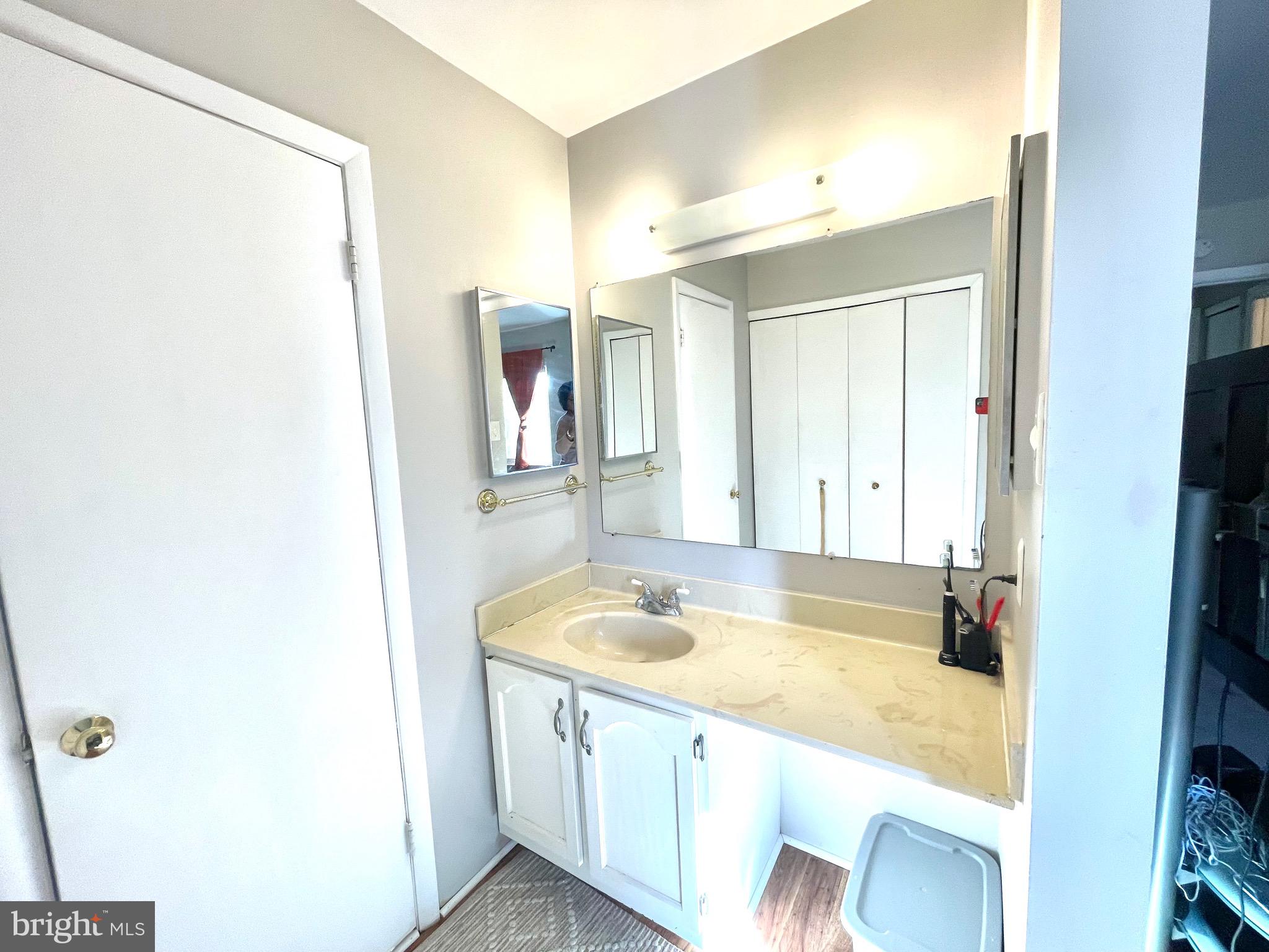 PAINTERS HILL - Residential