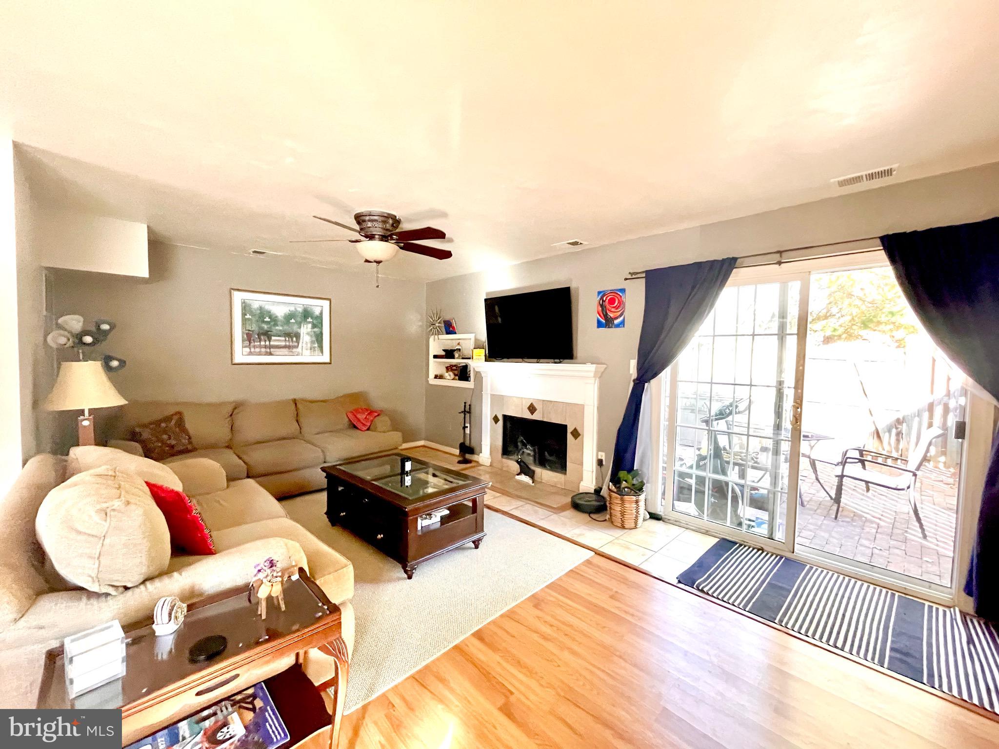 PAINTERS HILL - Residential