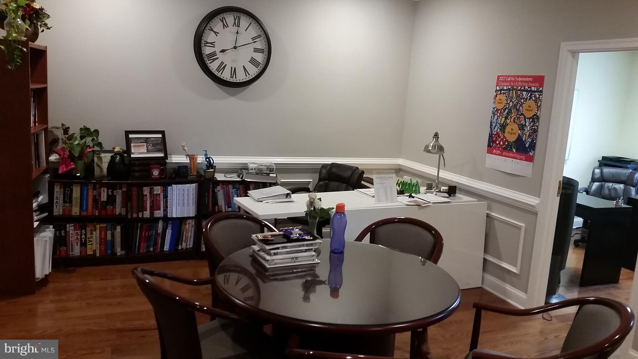 ROLLING VALLEY PROFESSIONAL CENTER - Commercial Lease